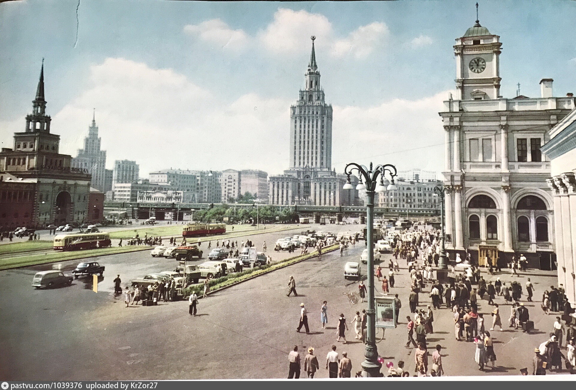 Комсомольская площадь 1950