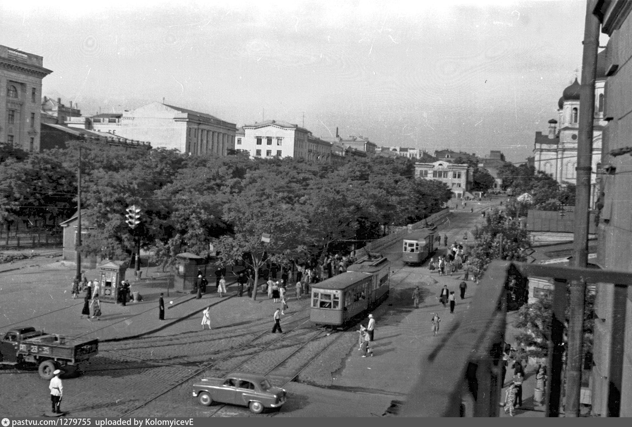 Ростов на дону 60. Ростов на Дону 1960. Станиславского Ростов-на-Дону 1950 год. Буденновский Станиславского. Ростов на Дону 1989 год.