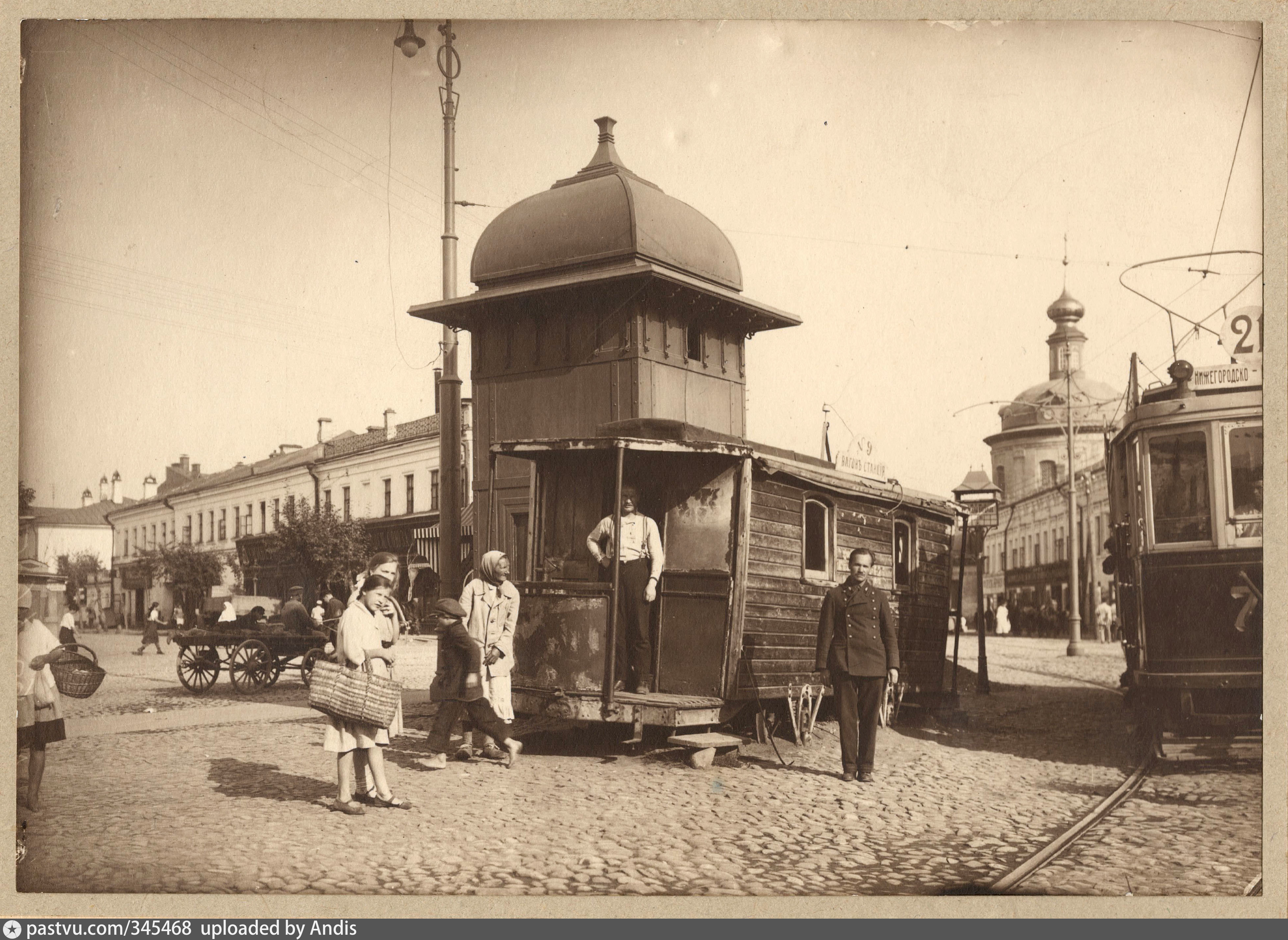 москва воскресенская площадь