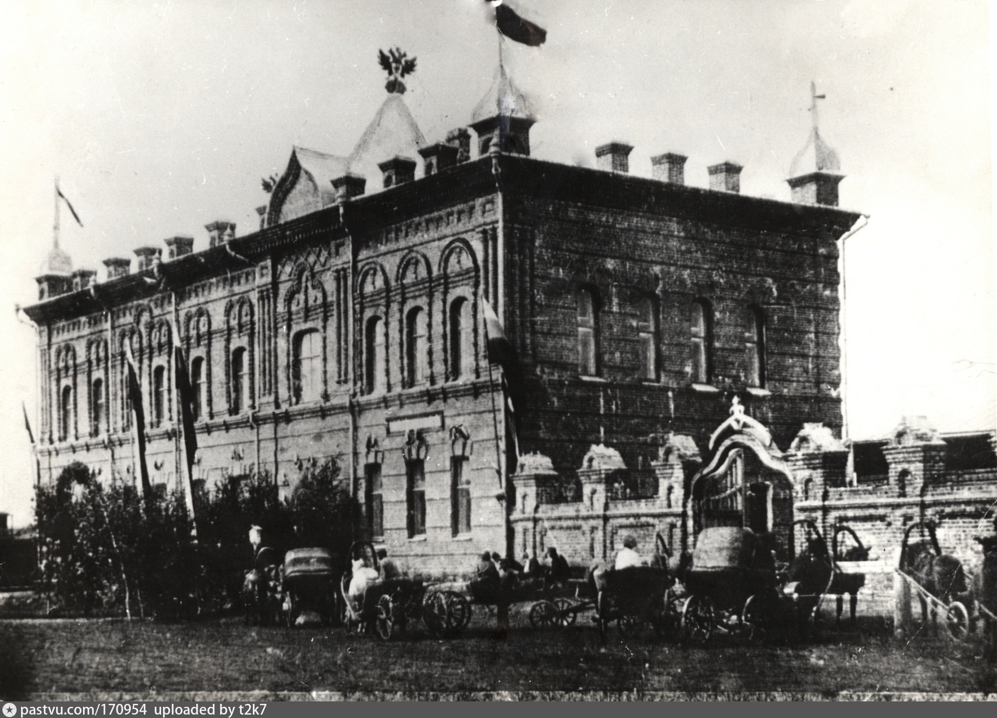 Здание национальной библиотеки в Якутске