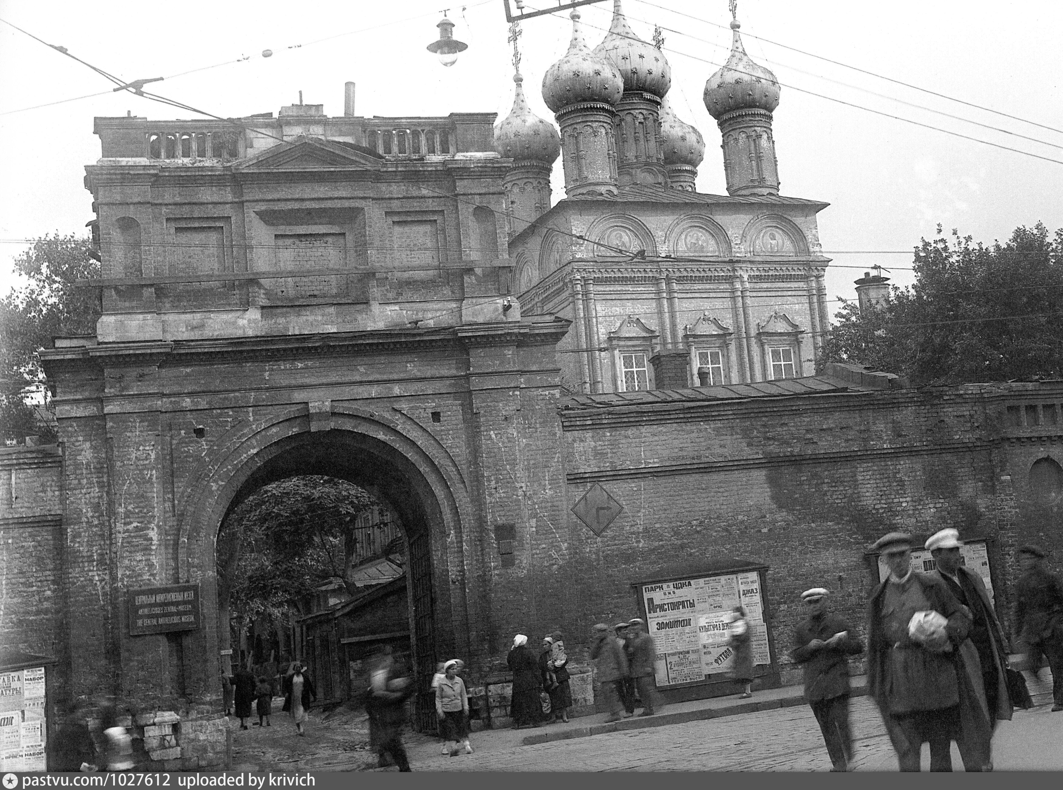 страстной монастырь в москве