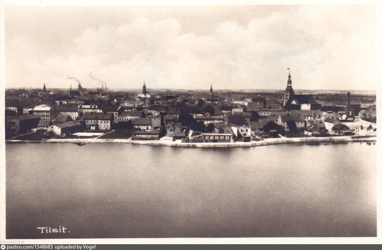 Tilsit. Blick auf das nördliche Ufer des Schloßmühlenteiches und die