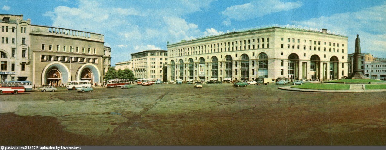 Советская площадь в москве. Лубянская площадь 80-е. Лубянская площадь 1990. Площадь Дзержинского СССР. Площадь..Дзержинского.1960.