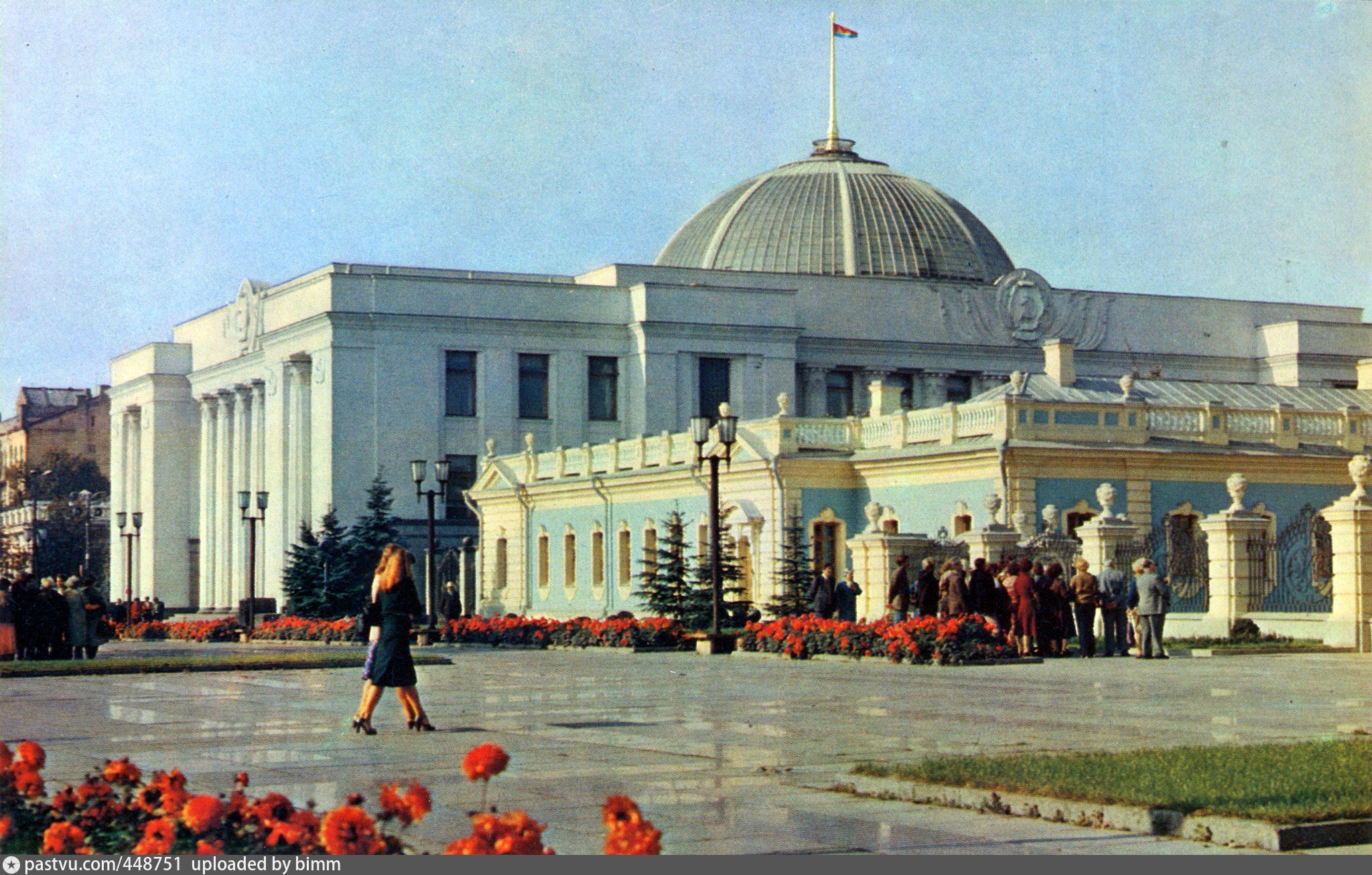 Здание верховного совета ссср фото