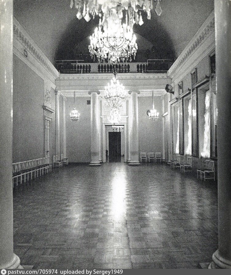 Аничков дворец залы