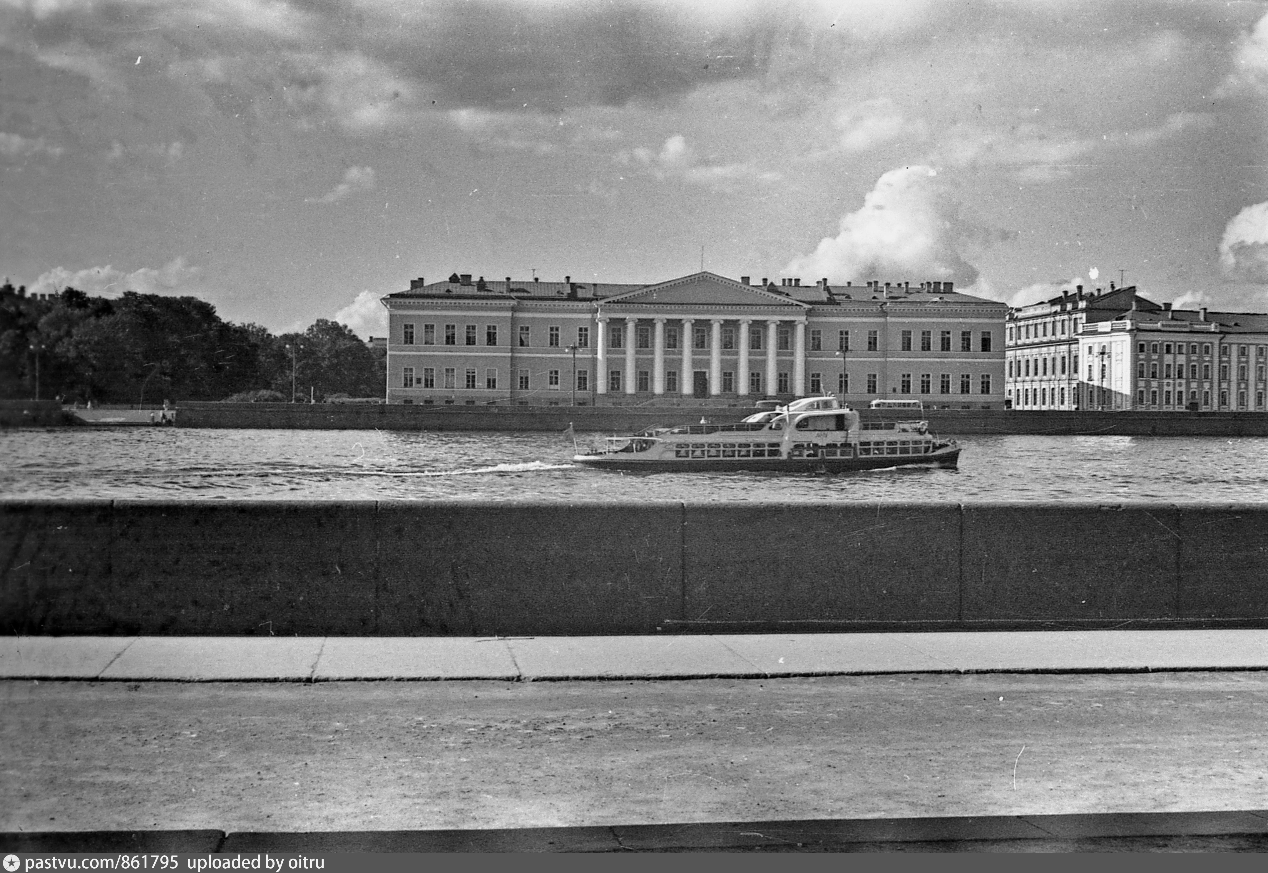 академия наук санкт петербург старые