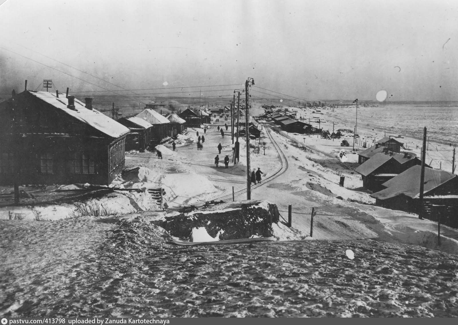 История комсомольска. Комсомольск-на-Амуре 1932 года. Пароход Первостроителей Комсомольска на Амуре. Комсомольск-на-Амуре 1967 год. Пароход Колумб Комсомольск на Амуре.