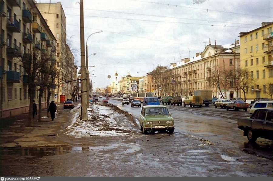 Г тверь тверской проспект 13. Тверь в 90. Тверь тверской проспект 2010. Тверской проспект г. Центр твери ночью.
