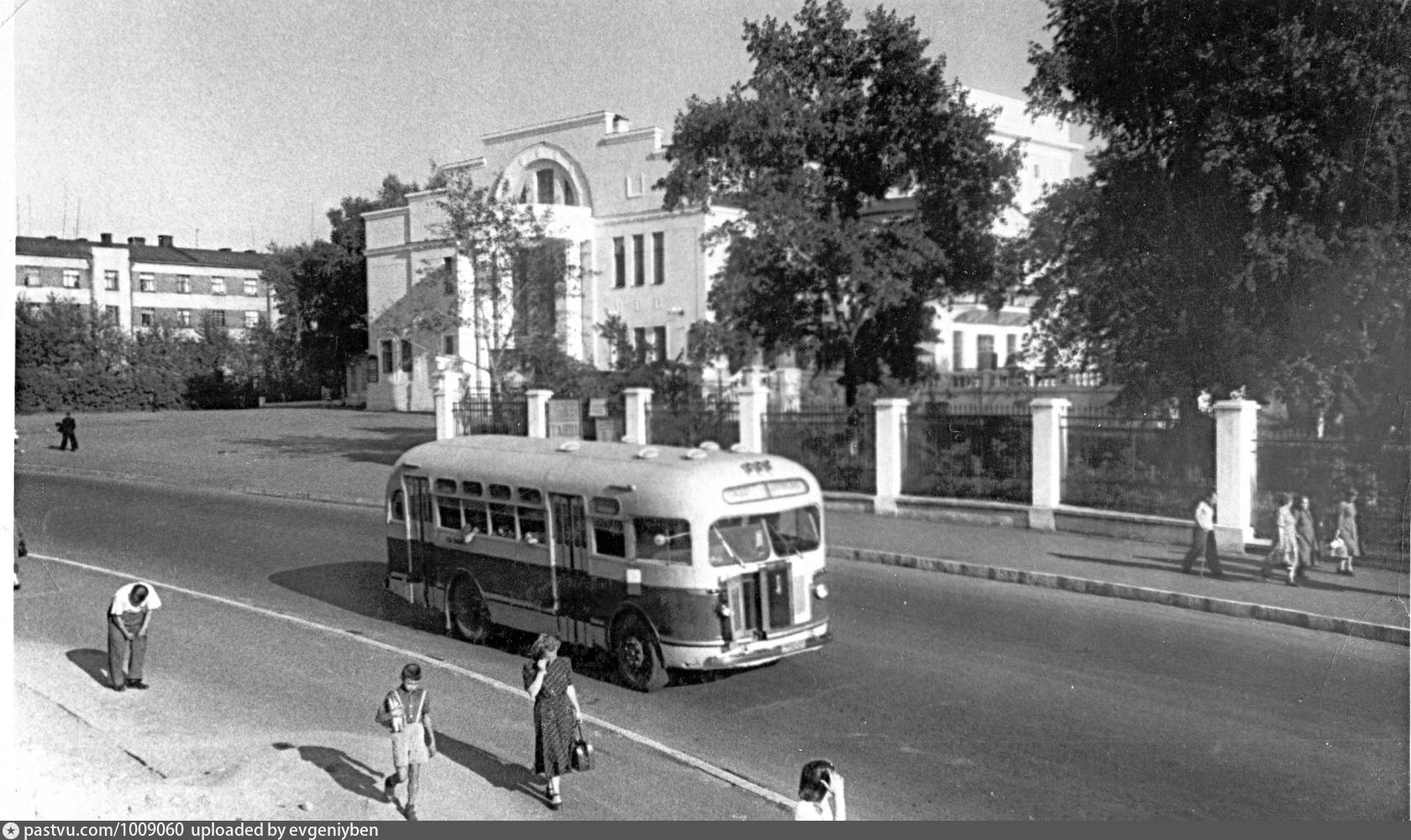 Театр Красный Факел Новосибирск Фото