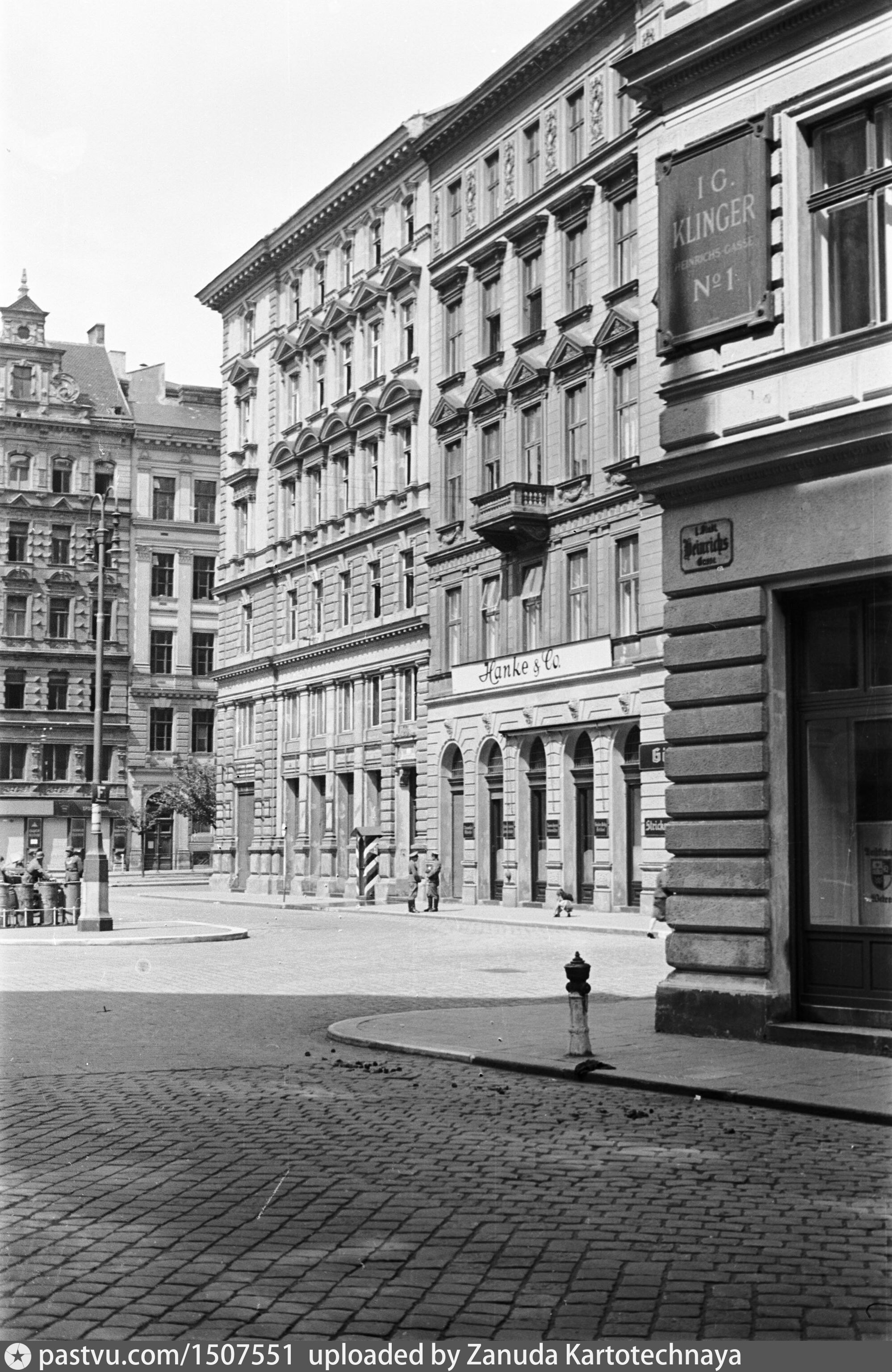 Concordiaplatz / Heinrichsgasse