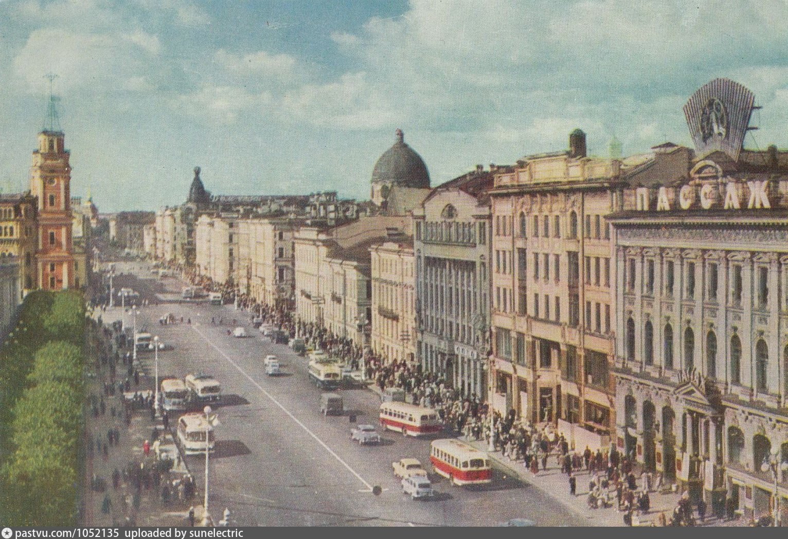 Город давно. Ленинград Невский проспект 60-е годы. Невский проспект 1960 год. Ленинград 1947 Невский проспект. Невский проспект 70е.