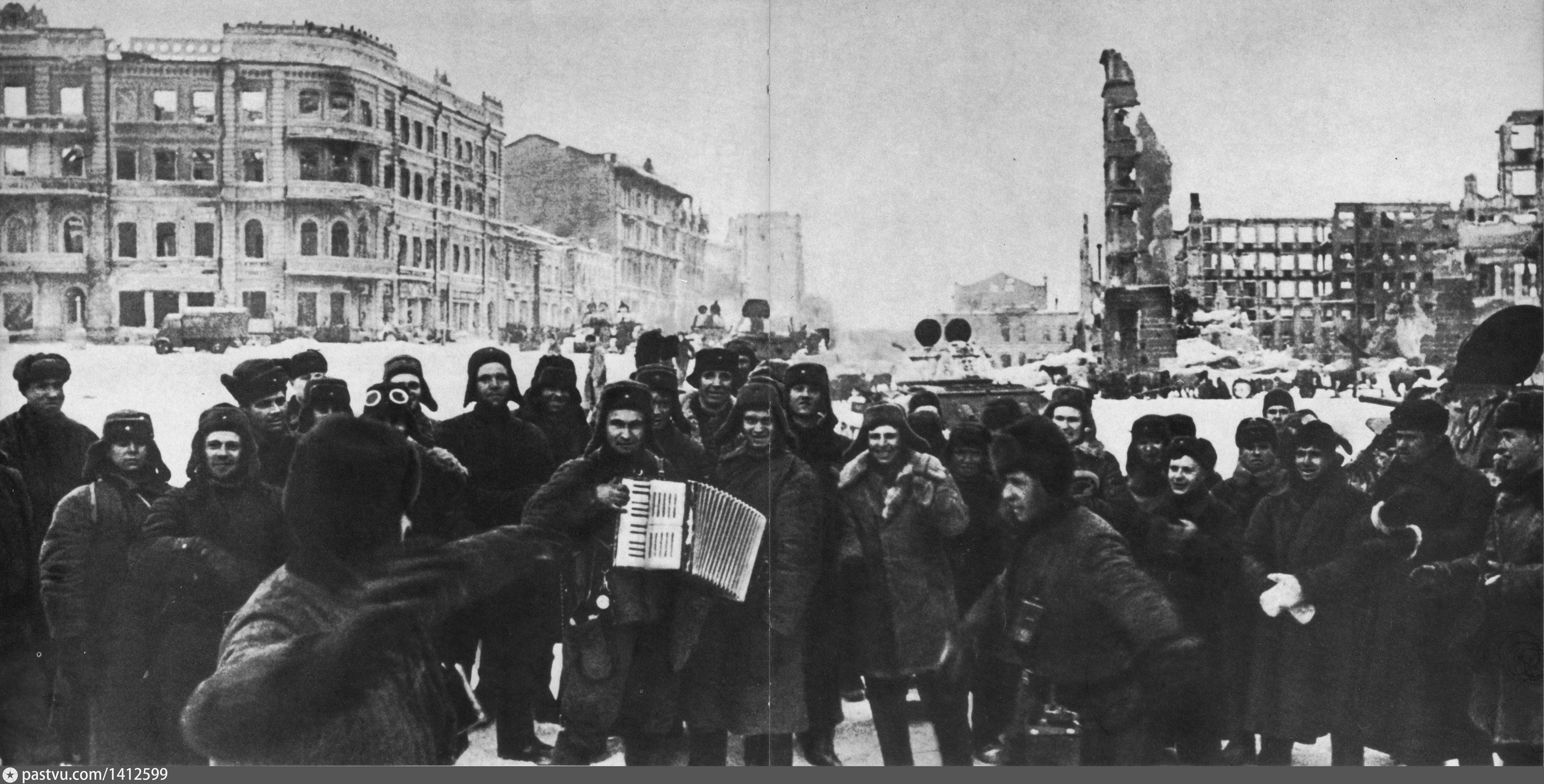 Победа в сталинградской битве фото