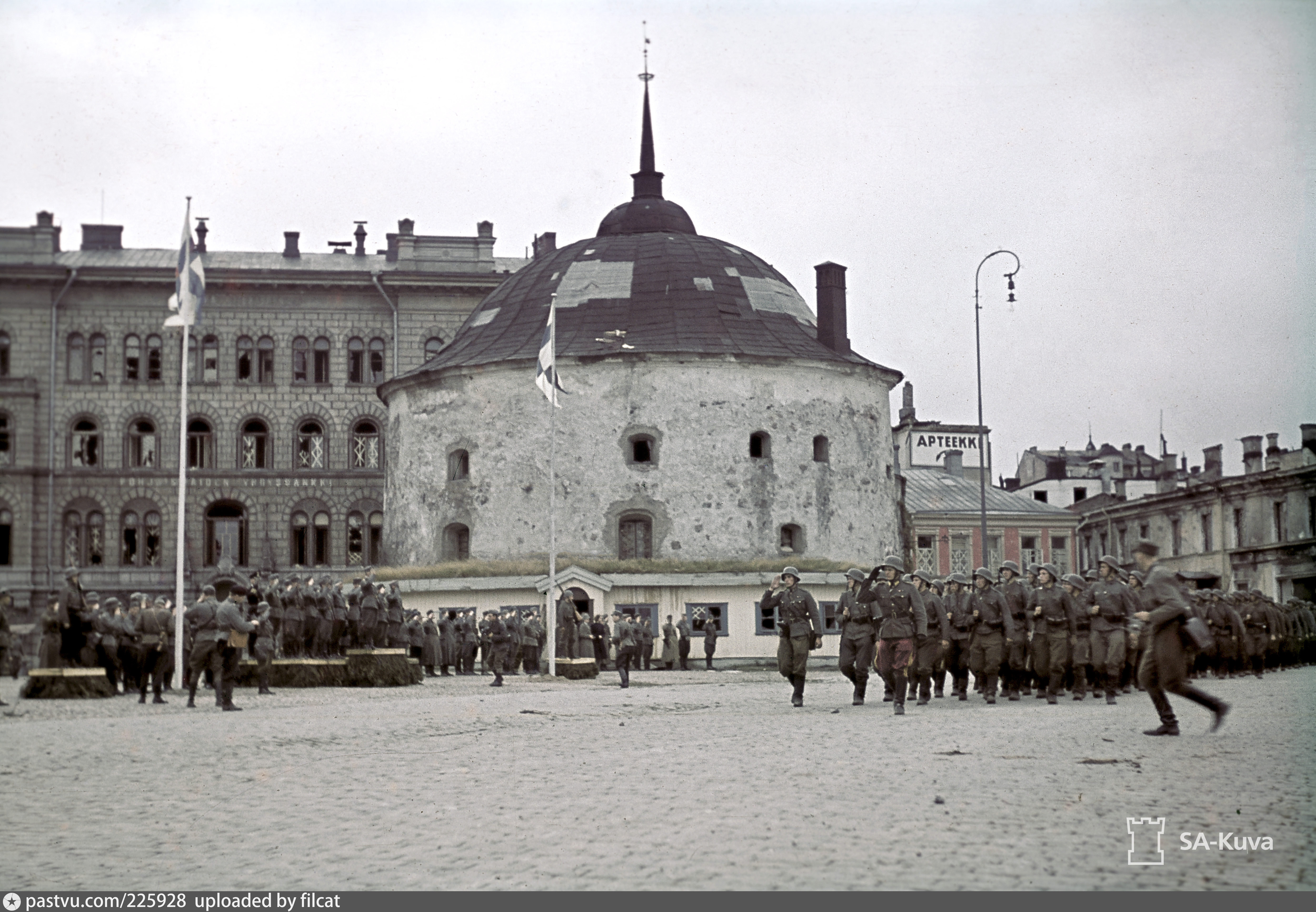 Время в выборге. Выборг парад финских войск 1941. Выборг 1944. Парад финских войск в Выборге. Финны в Выборге 1941.