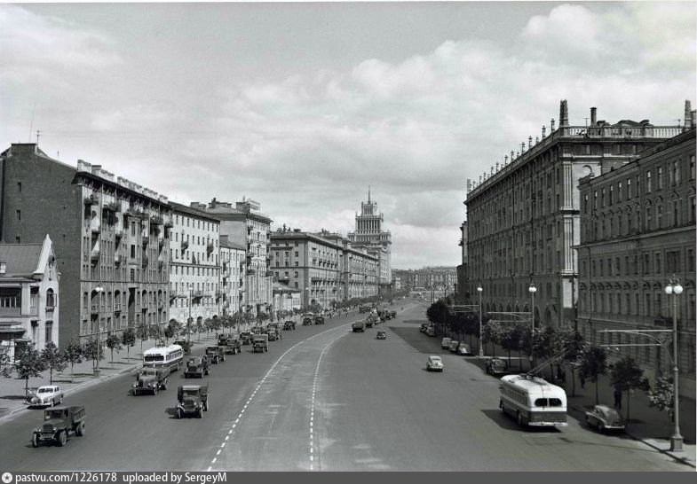 Москва ул садовая кудринская 15. Садовая улица Москва. Лермонтовская улица Москва 1950. Улица Заречная Москва 1950. Москва 1950-е.