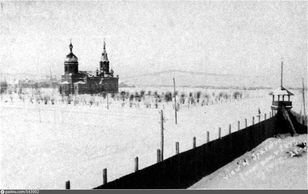 Храм вознесения спасск дальний. Спасск Дальний храм Николая Чудотворца. Старенькую Церковь в Спасске Дальнем. Магнитогорск Церковь 1918.