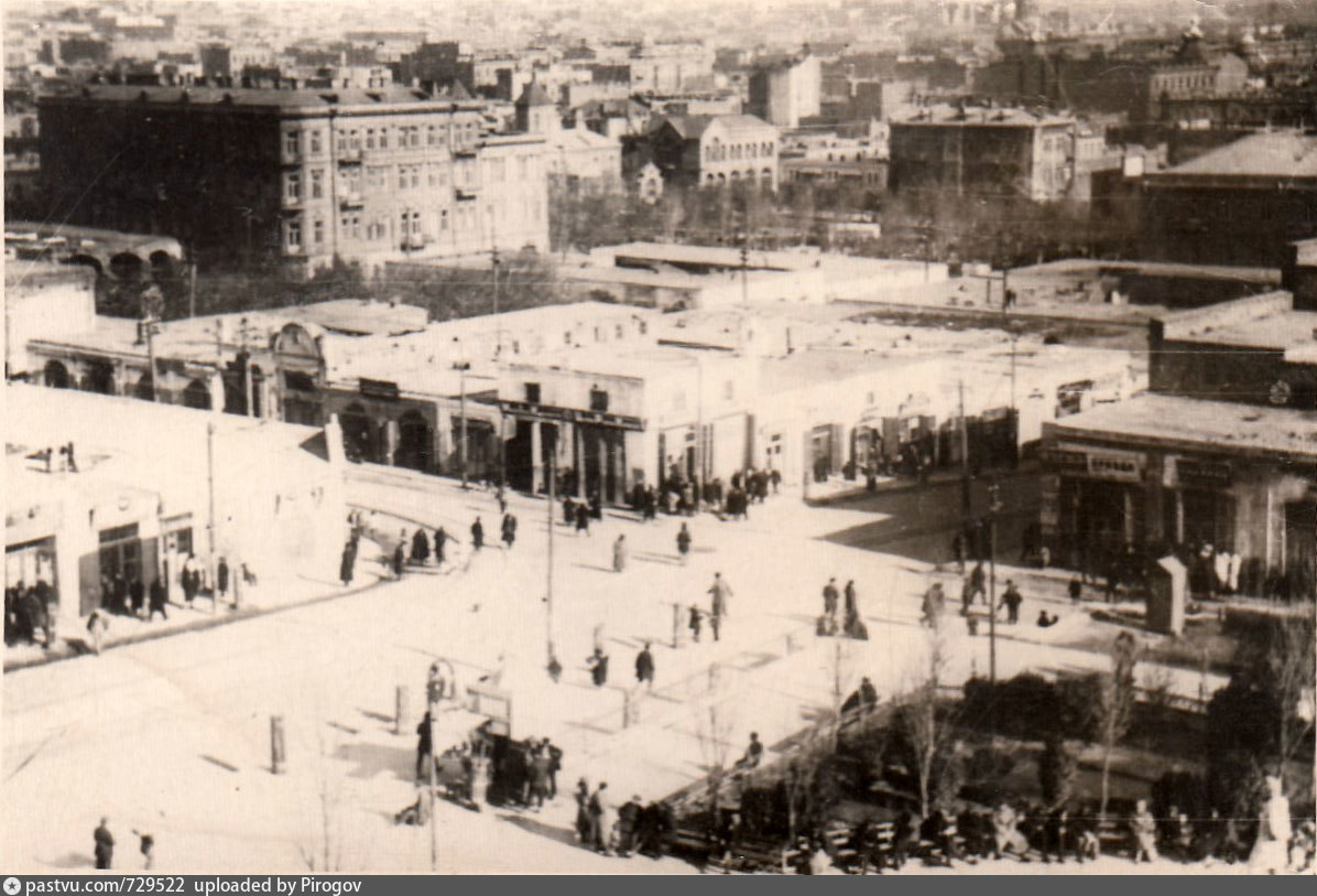 Старый баку купить. Базарная площадь (Баку). Старый Хатаи Баку. Старый Баку архив. Рыночная площадь Баку.