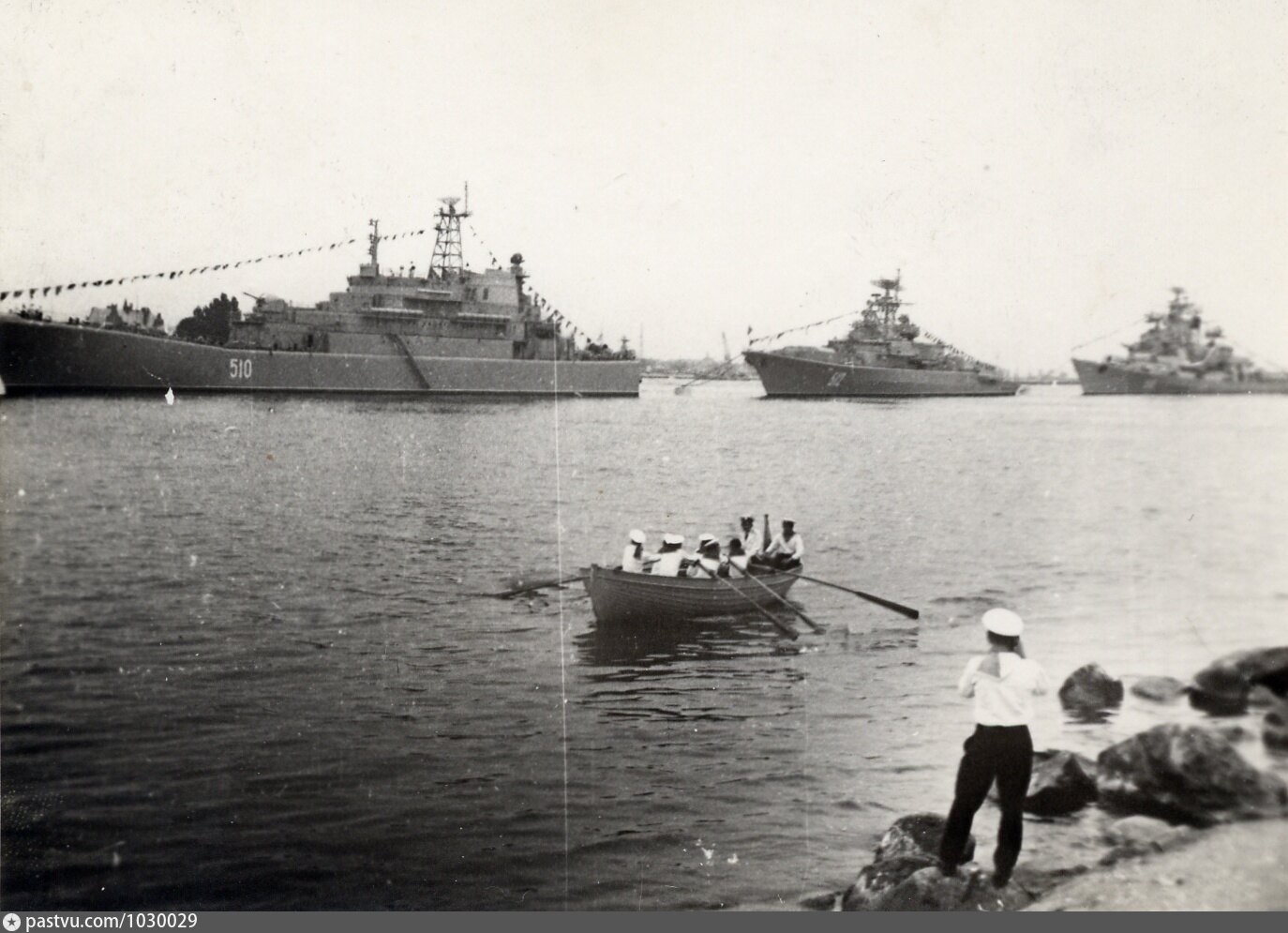 Старый балтийский. Балтийск Пиллау день ВМФ. Корабли ДКБФ В 1976 году. Балтийск 1960. Балтийск в 1990 году.