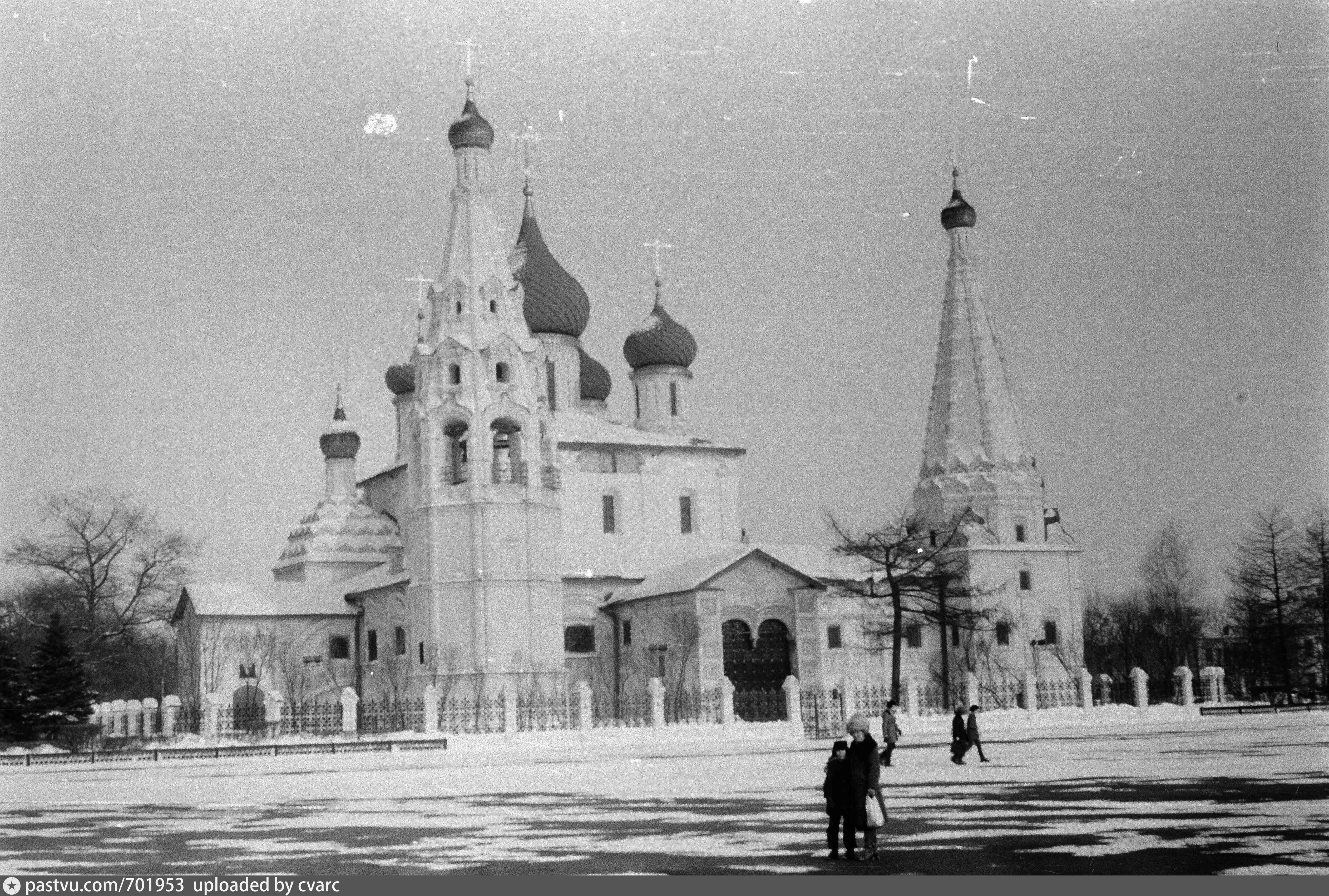 центральная площадь в ярославле