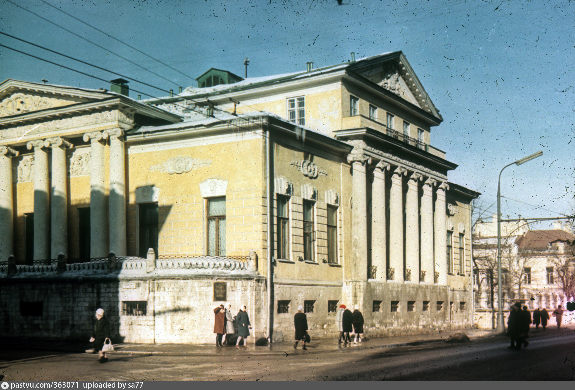 улица волхонка москва