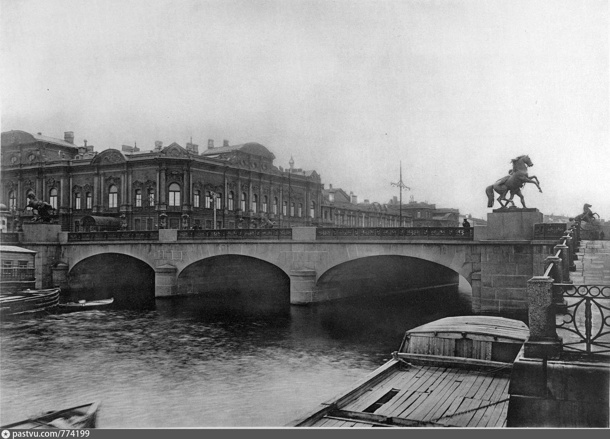 питер аничков мост фото