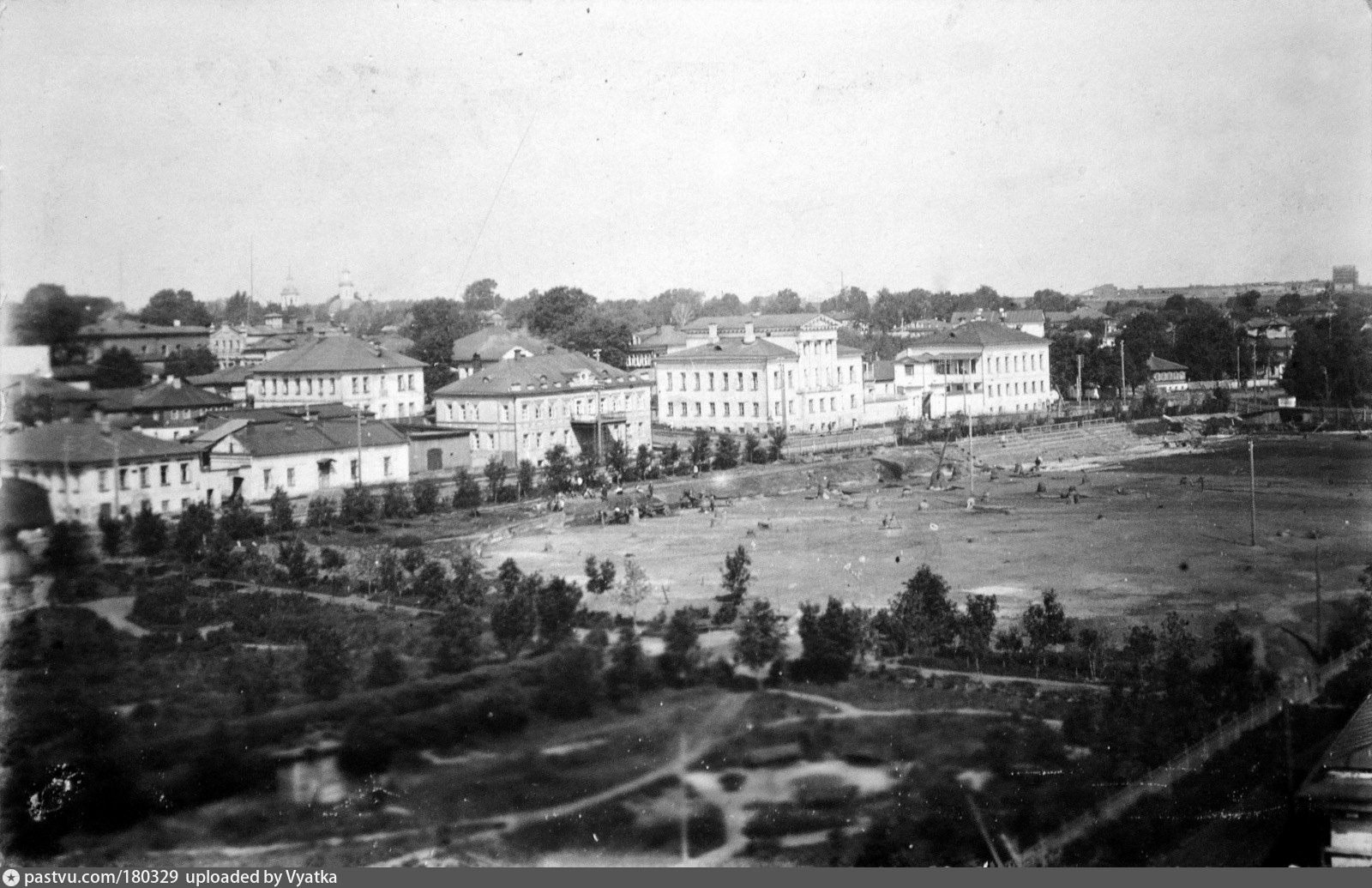 История кировского. Город Киров в 1920 году. 1800 Год город Вятка. Вятка в 1925 г. Киров Вятка сквер.