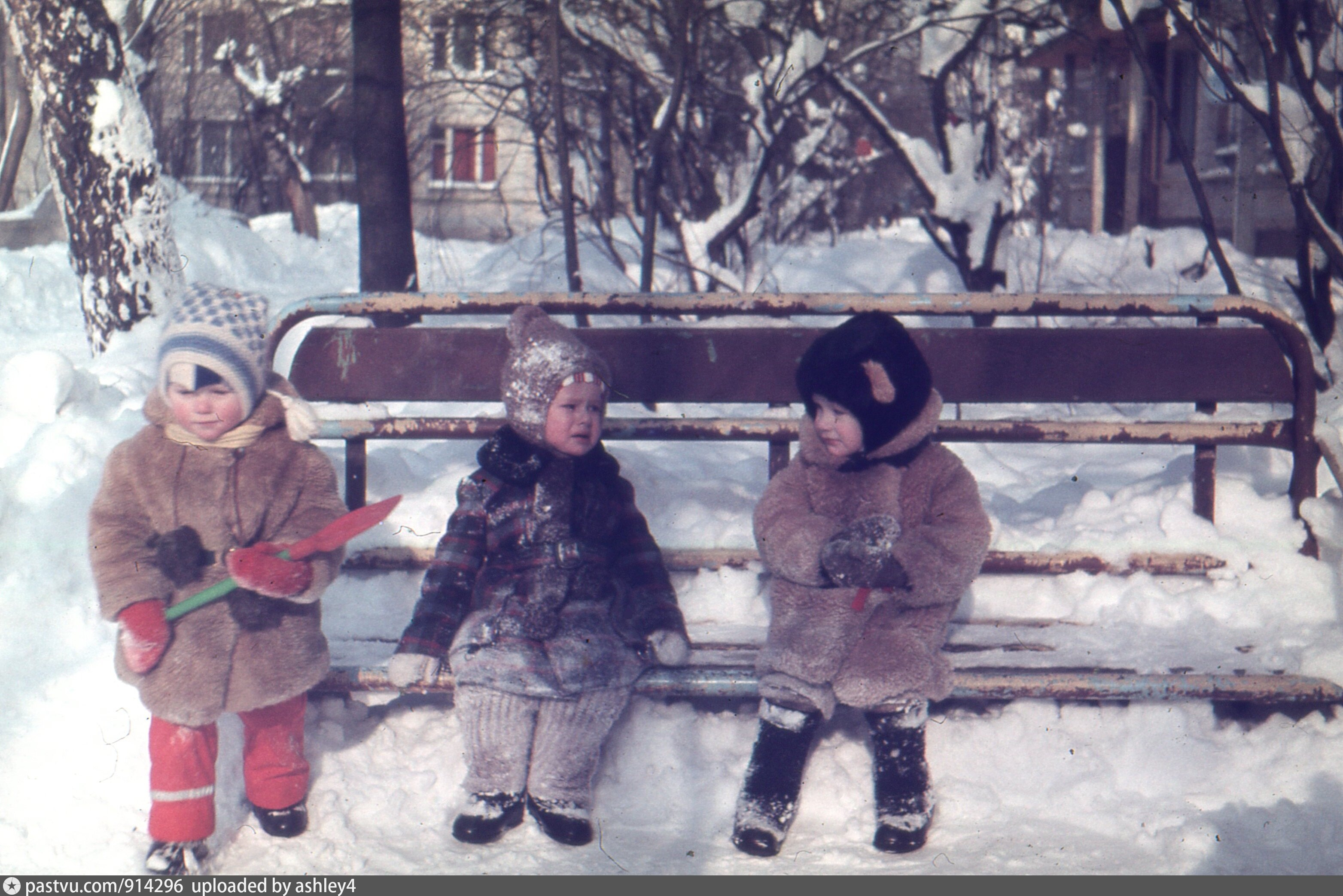 А у вас во дворе 1987