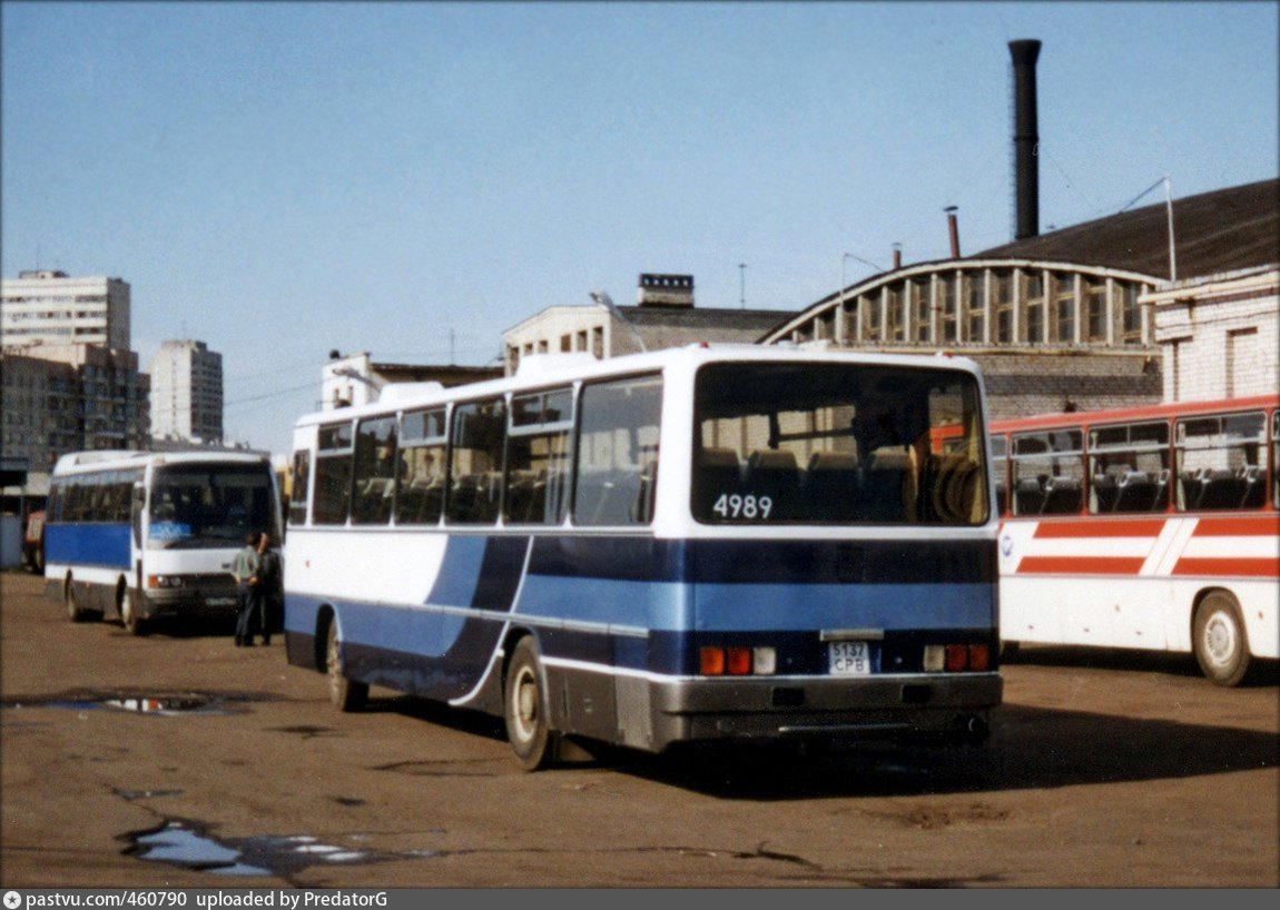 В автобусном парке№4