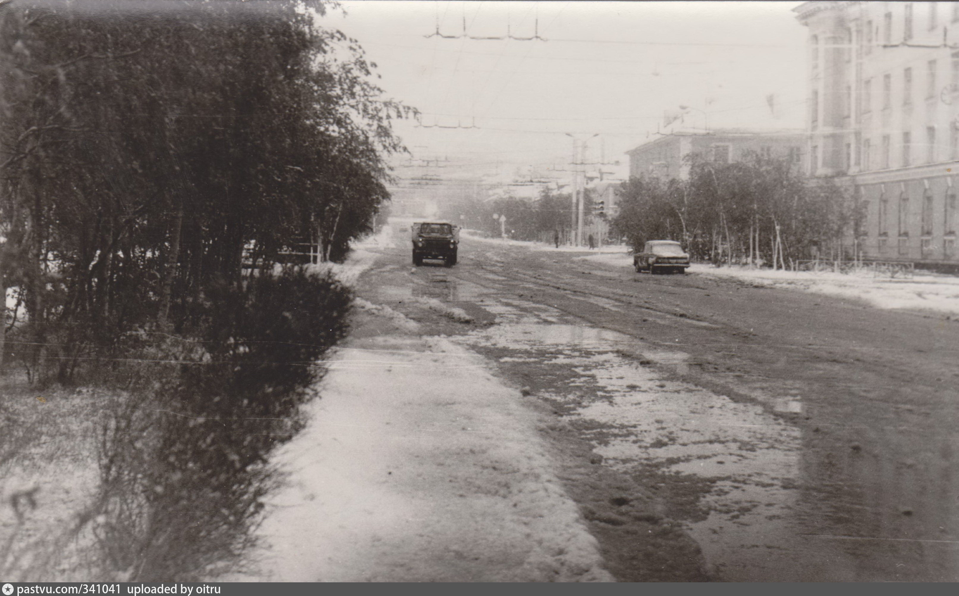 Мурманск 22 июня. Мурманск снег в июне. Снег летом в Мурманске. Снег летом в Мурманске в 1977 году. Мурманск в 1977 году.