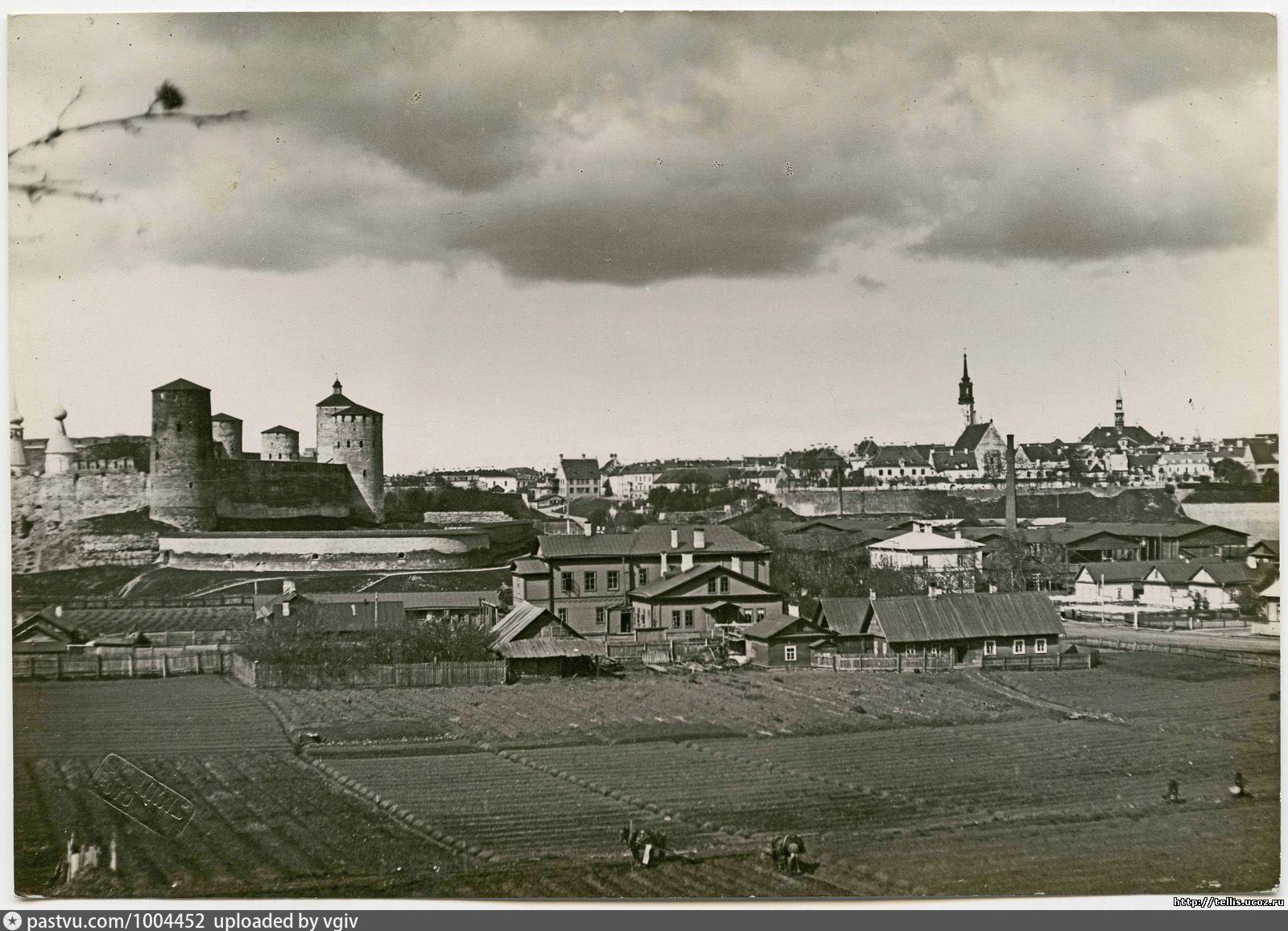 Крепость ивангород гравюра. Нарва 17 века. Яановская церковь (нарва). Крепость нарва гравюры. Нарва (город в эстонской сср).