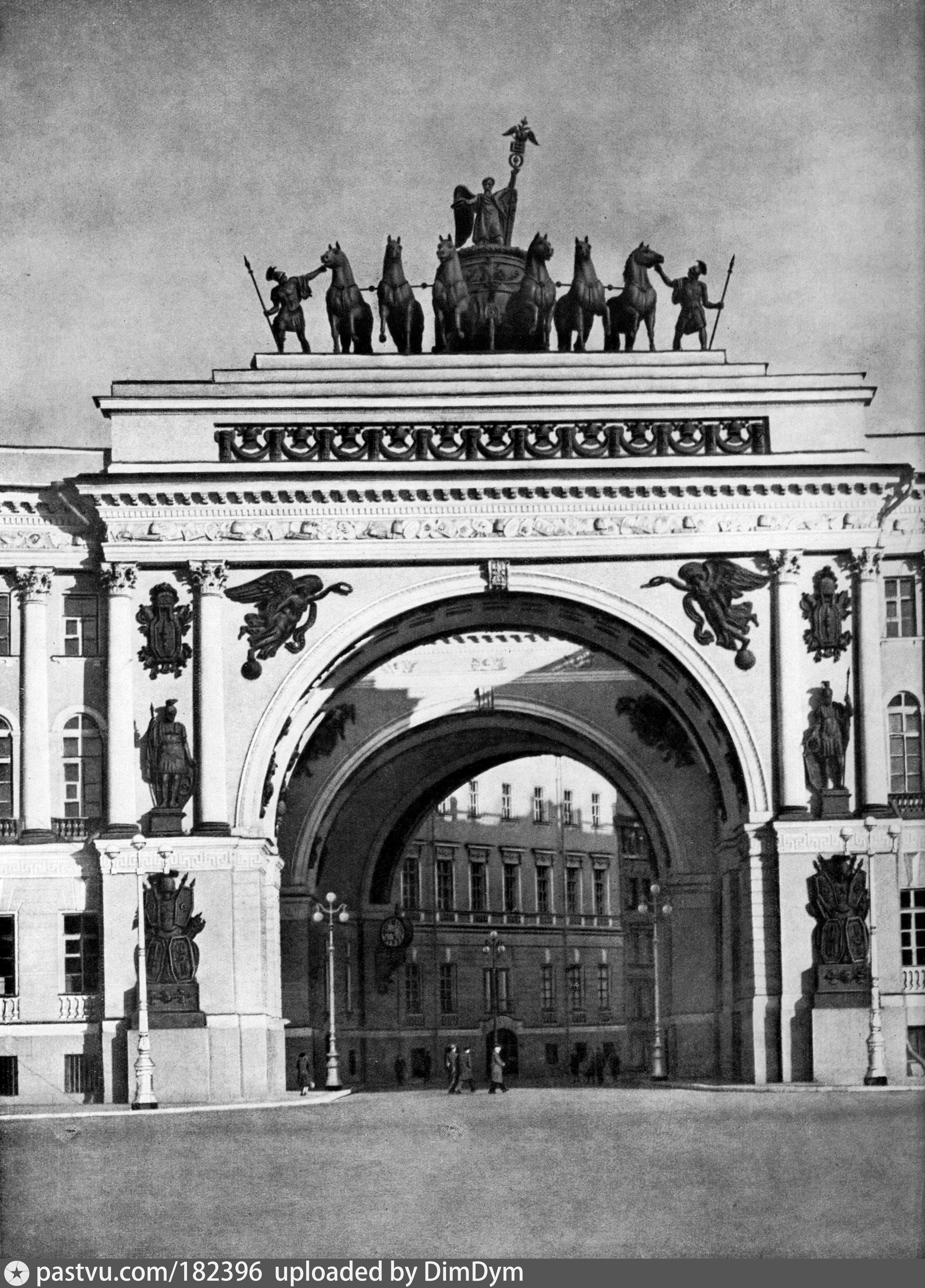 Триумфальная арка в санкт петербурге на дворцовой
