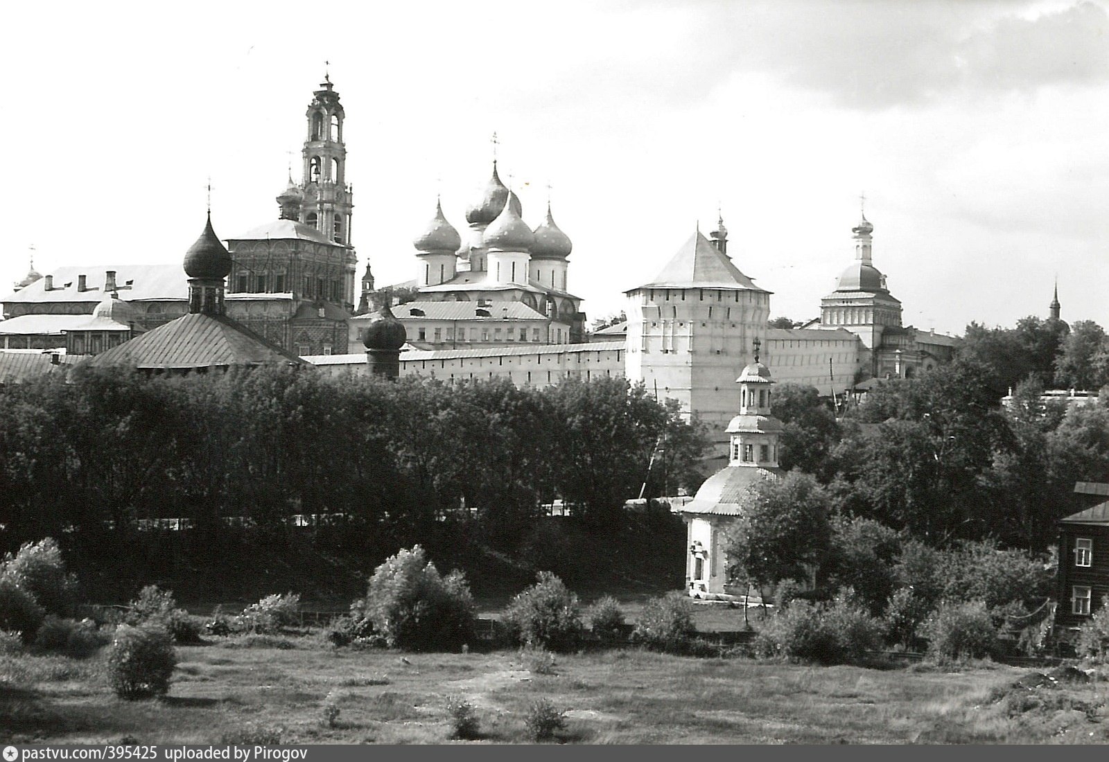 Загорск московская область. Загорск pastvu. Город Загорск Московской области фото. Древний город Загорск.