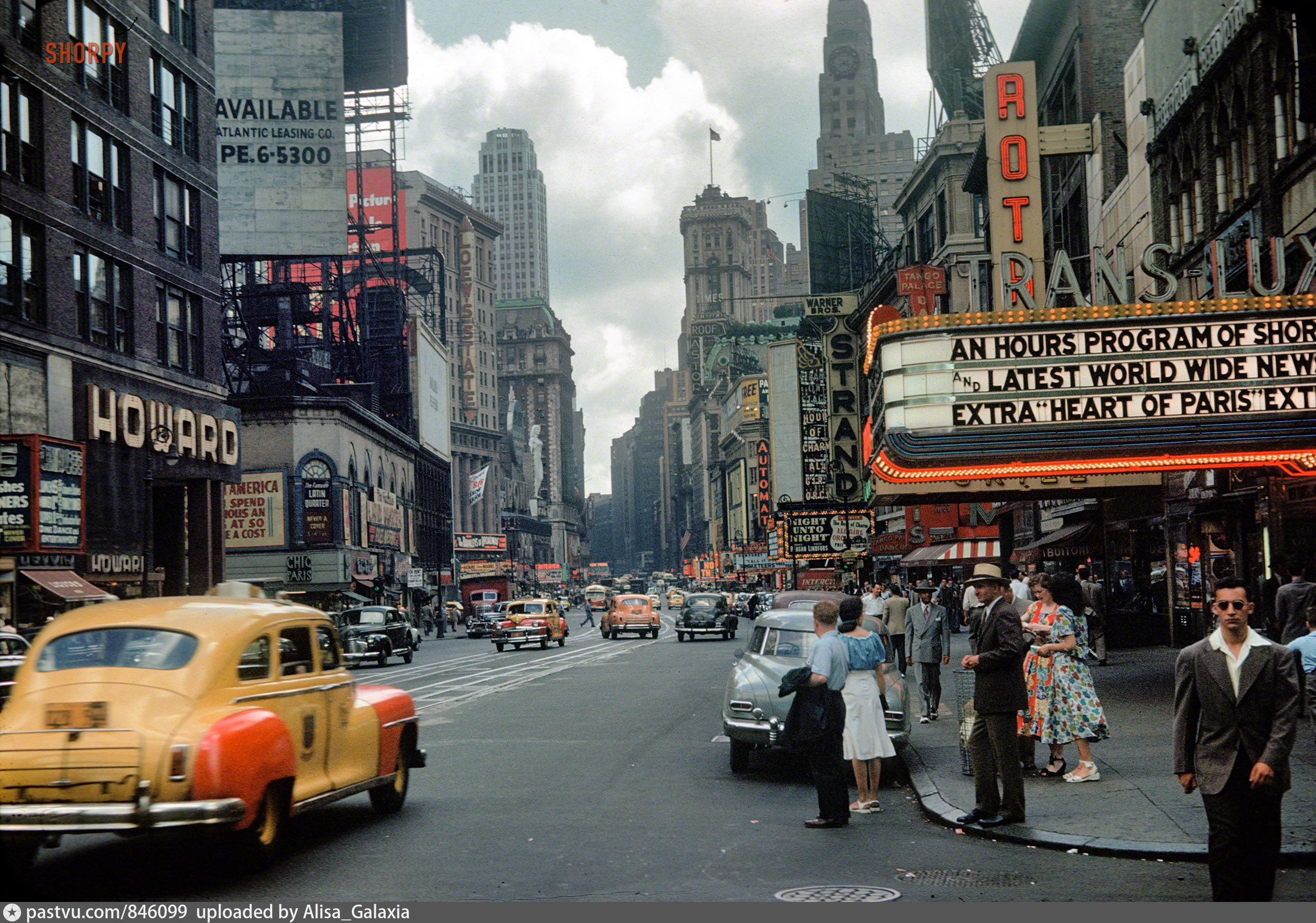 Old new day. Нью-Йорк улица Таймс сквер. Лос Анджелес Таймс сквер. Нью-Йорк Бродвей 1960. Нью Йорк 1950 год Бродвей.