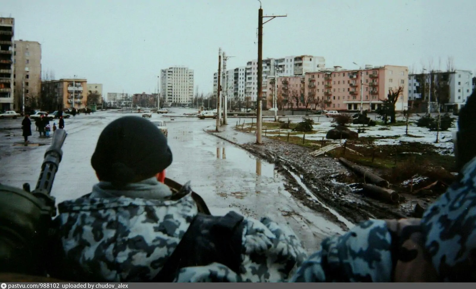 Площадь минутка грозный 1995. Площадь минутка Чечня 1995. Город Грозный площадь минутка.