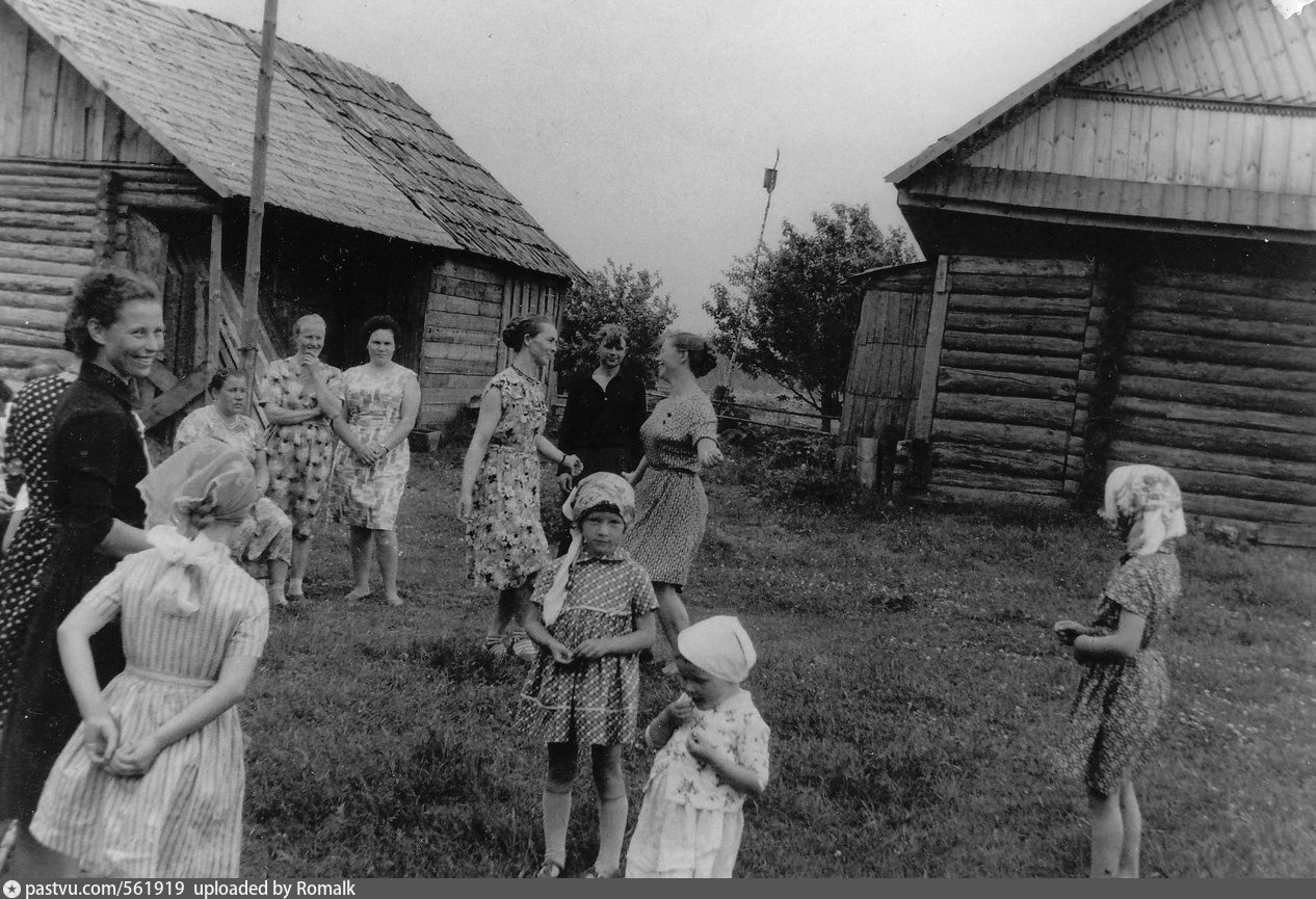 Старые фотографии деревенских жителей