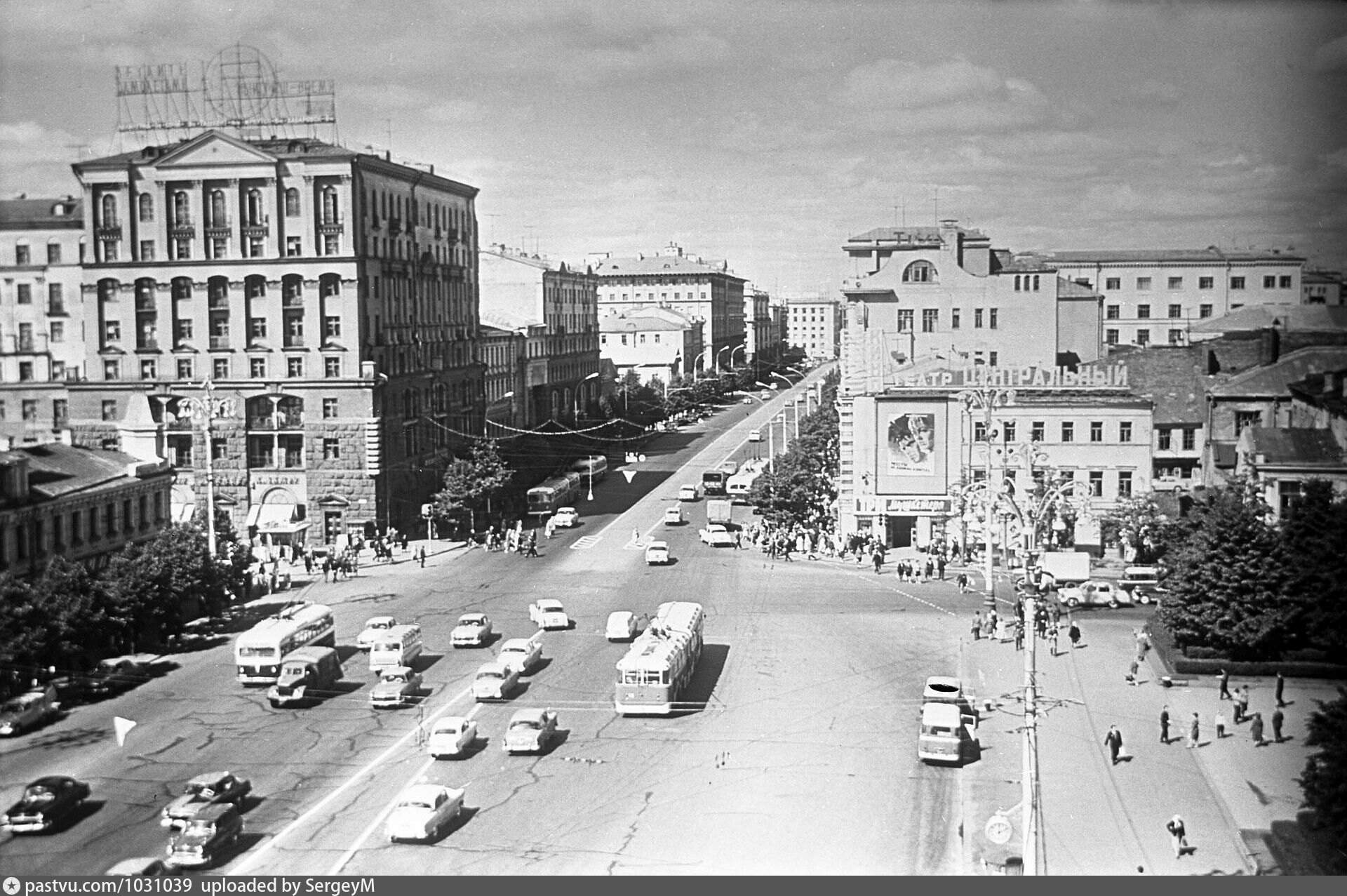 москва ул горького