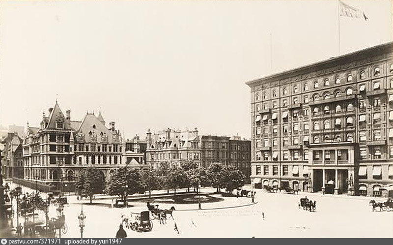 Vanderbilt Mansion and Plaza