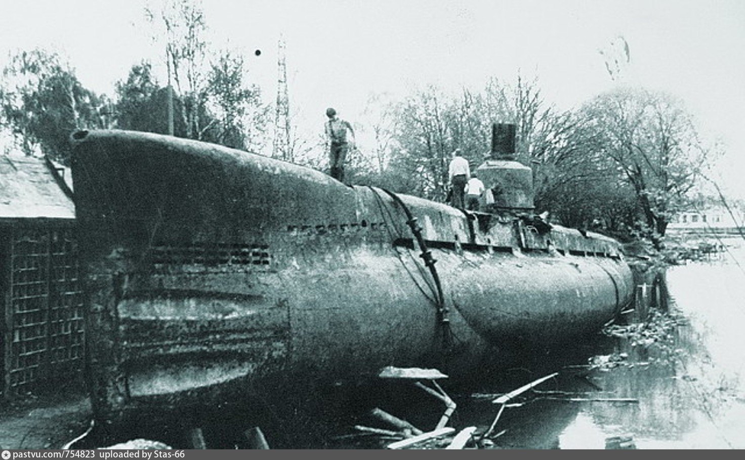 подводная лодка москва