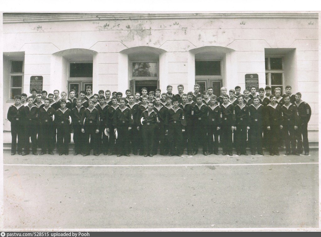 Выпуск 1989 года. ДВВИМУ 13а рота. ЛВИМУ СВФ выпуск 1985 года. Курсанты ДВВИМУ 1983 1989. ДВВИМУ 1986 год.выпуск.