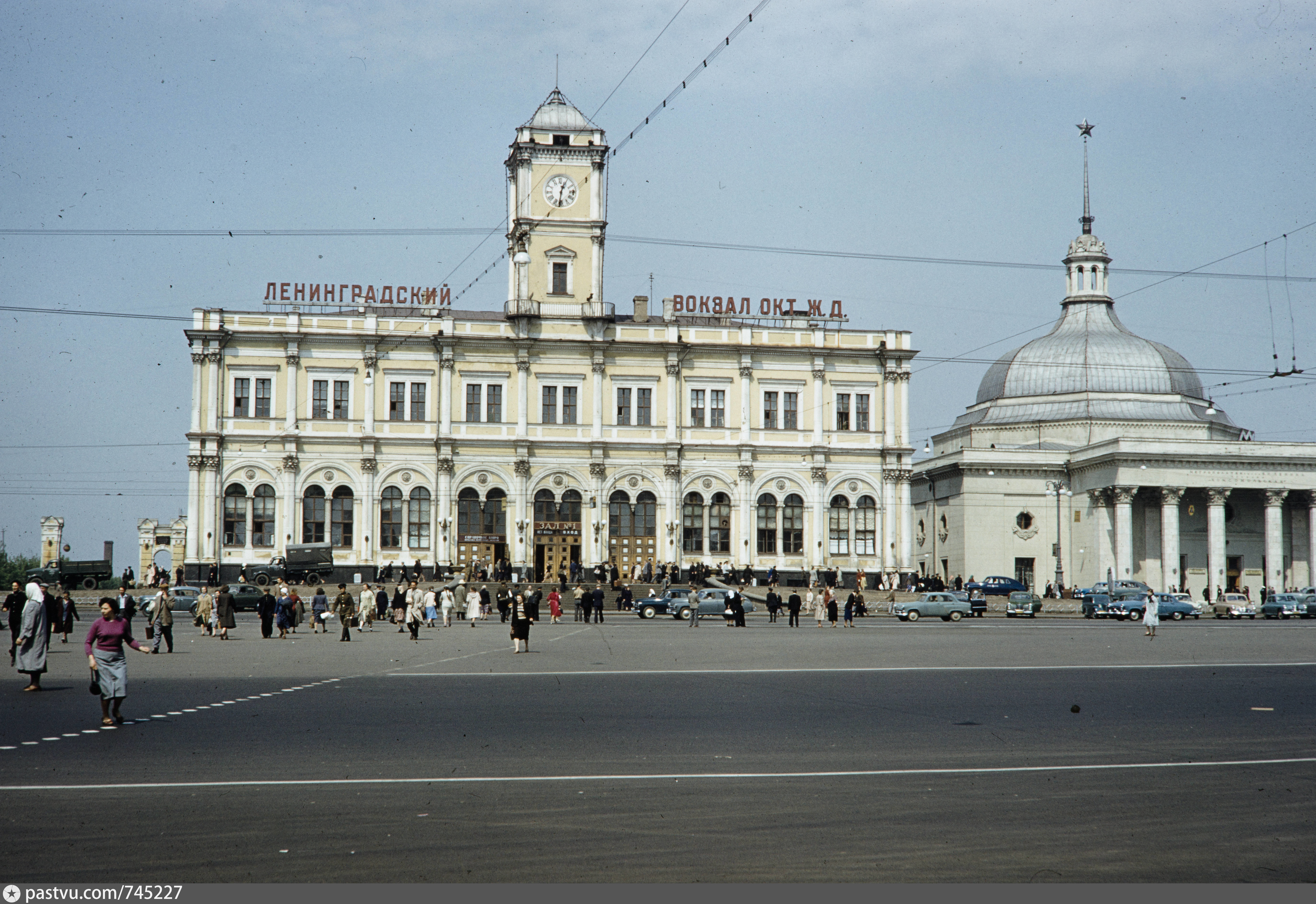 московский вокзал в москве