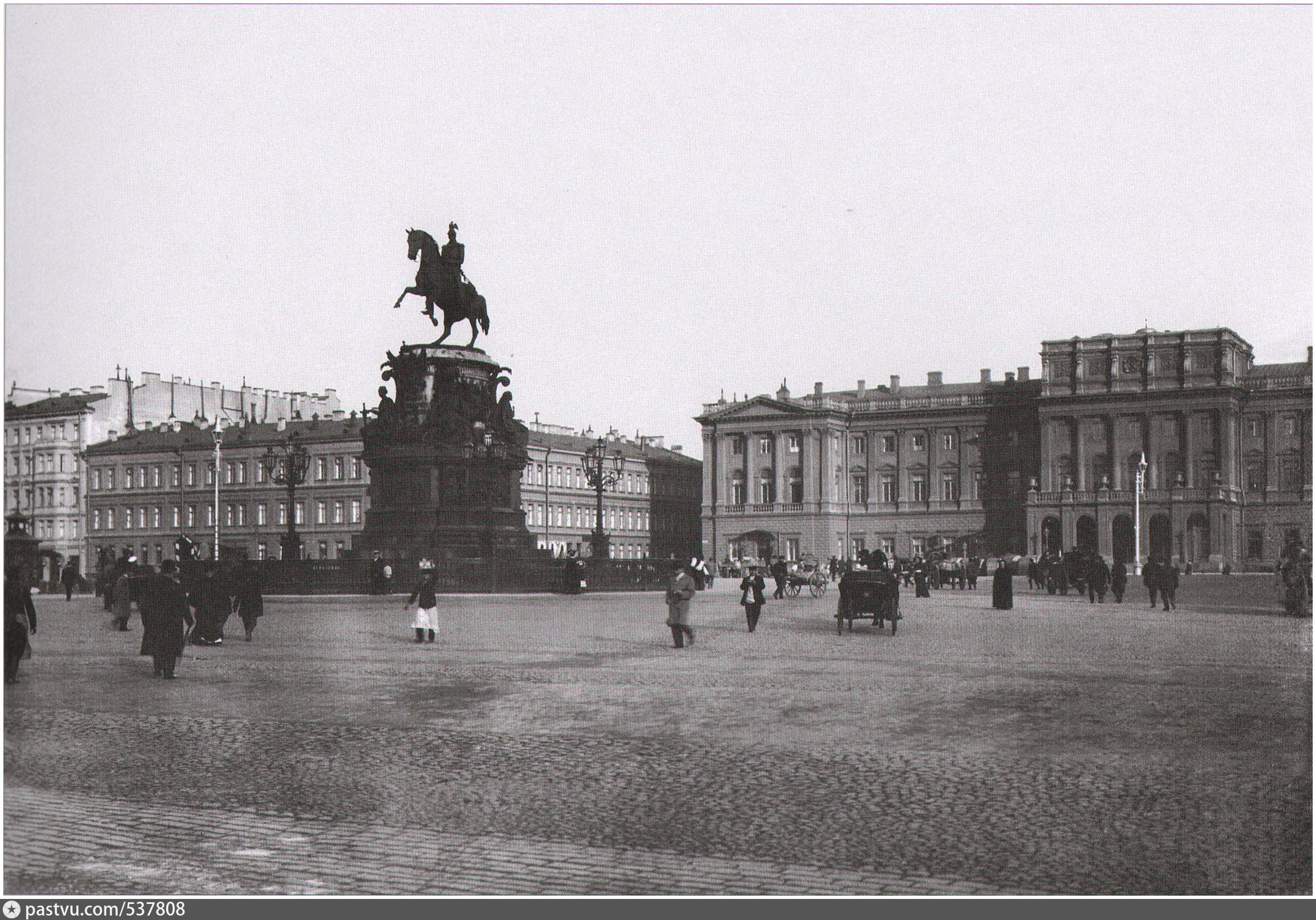 Мариинский дворец до революции