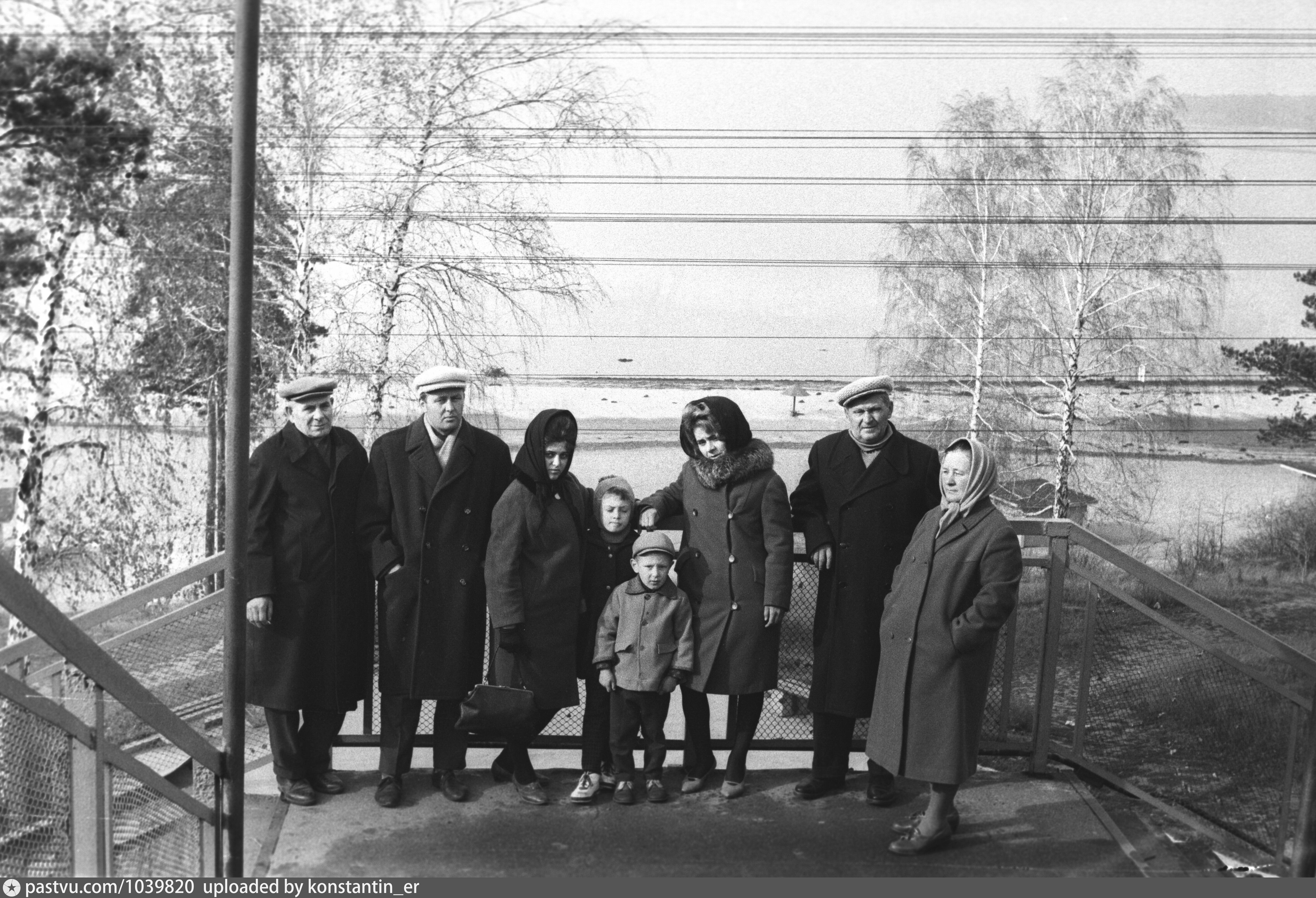 Станция академгородок. Д.Юркостров Кондопожский район. Демонстрация 7 ноября 1982 года. Юркостров-Линдозеро. Юркостров Карелия фото.