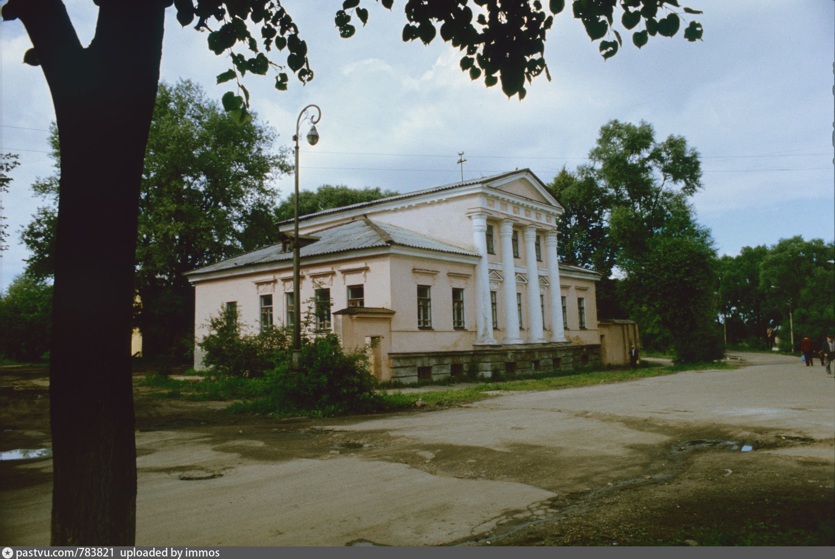 Город великие луки больницы. Больничный городок Великие Луки. Больничный городок Великие Луки больница. Больничный городок Губаха.