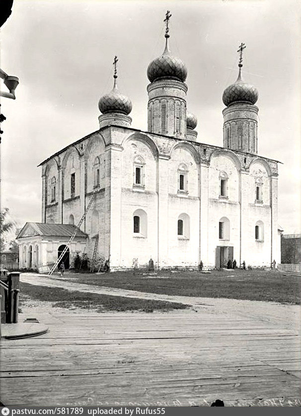 Желтоводский Макариев монастырь Троицкий собор