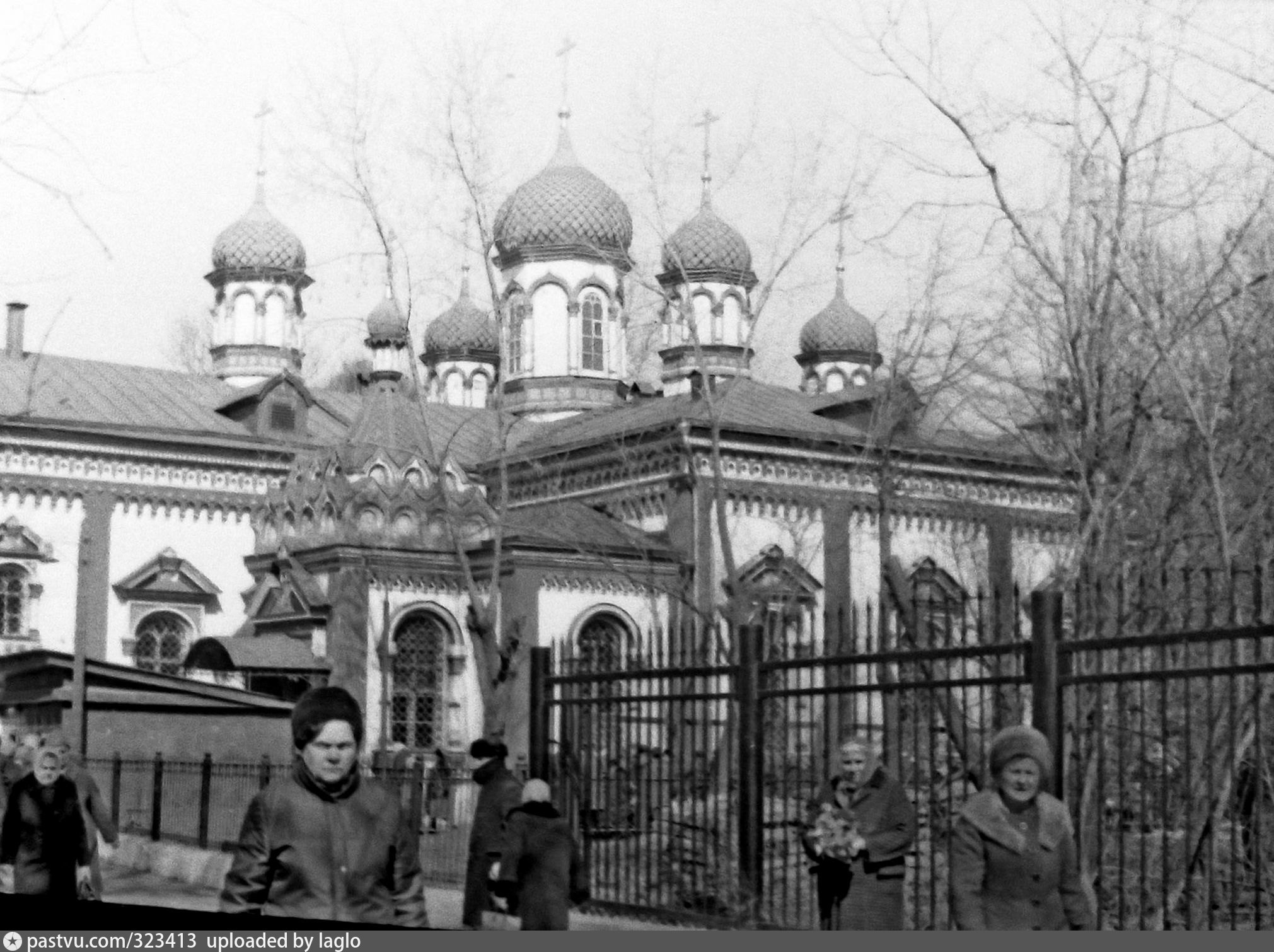 Никольская Церковь на Рогожском кладбище