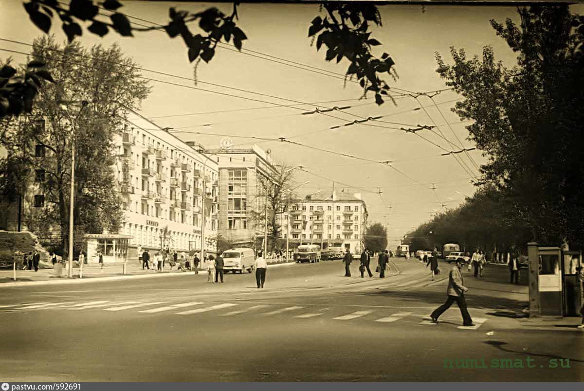 Кадры перми. Пермь Комсомольский проспект 1970. Ул Ленина в Перми 80е. Г Пермь ул Ленина 70. Ул Ленина 70е годы.