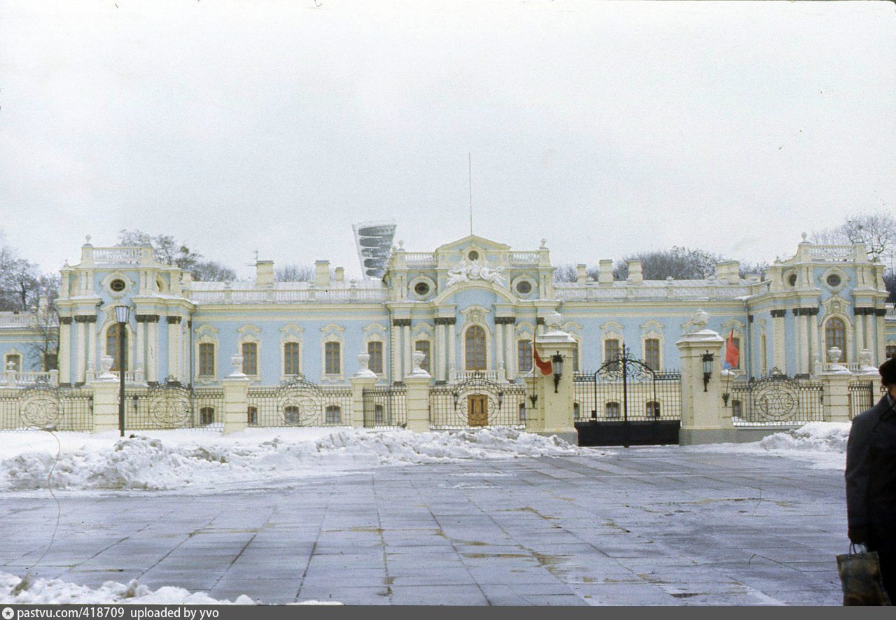 Мариинский дворец зимой