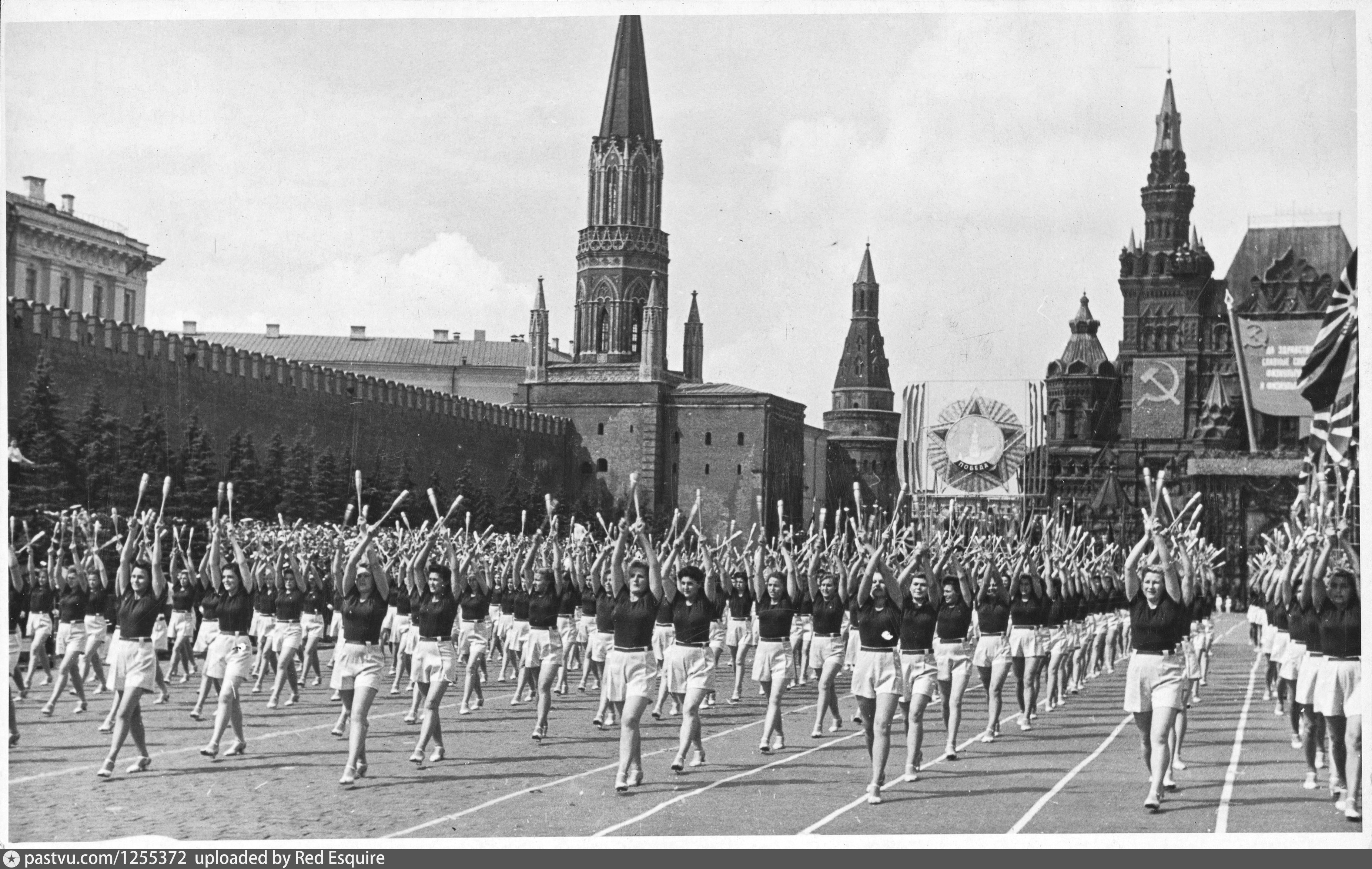 парад победы 50 лет в москве