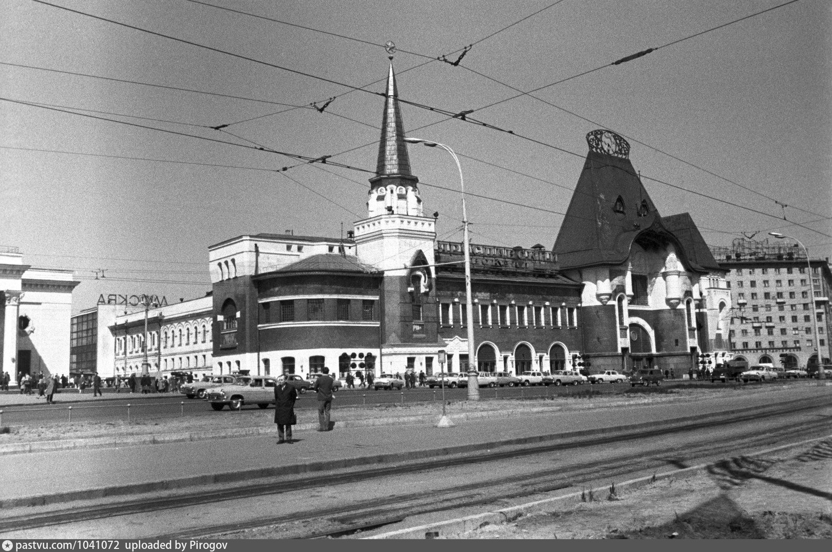 перрон ярославского вокзала в москве