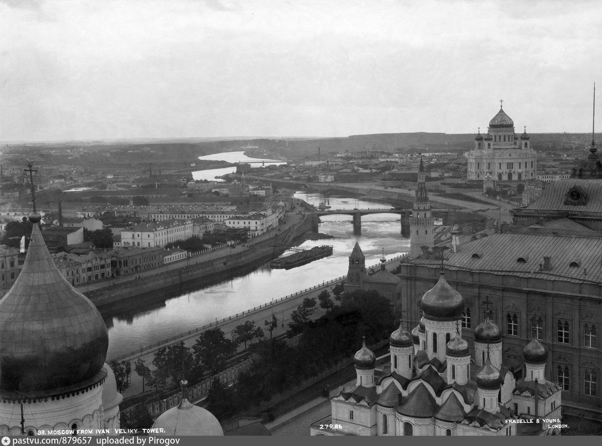 Вид с колокольни ивана великого в москве фото