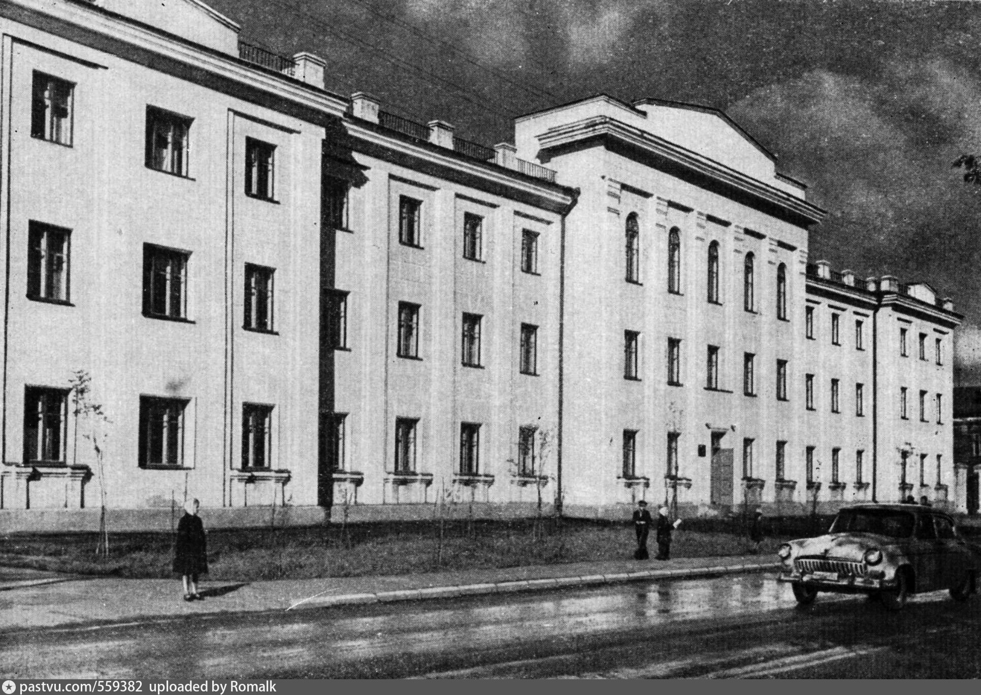 Жд колледж вологда. Железнодорожный колледж Петрозаводск. Саратовский Железнодорожный техникум. Железнодорожный техникум Вологда. Советский техникум.